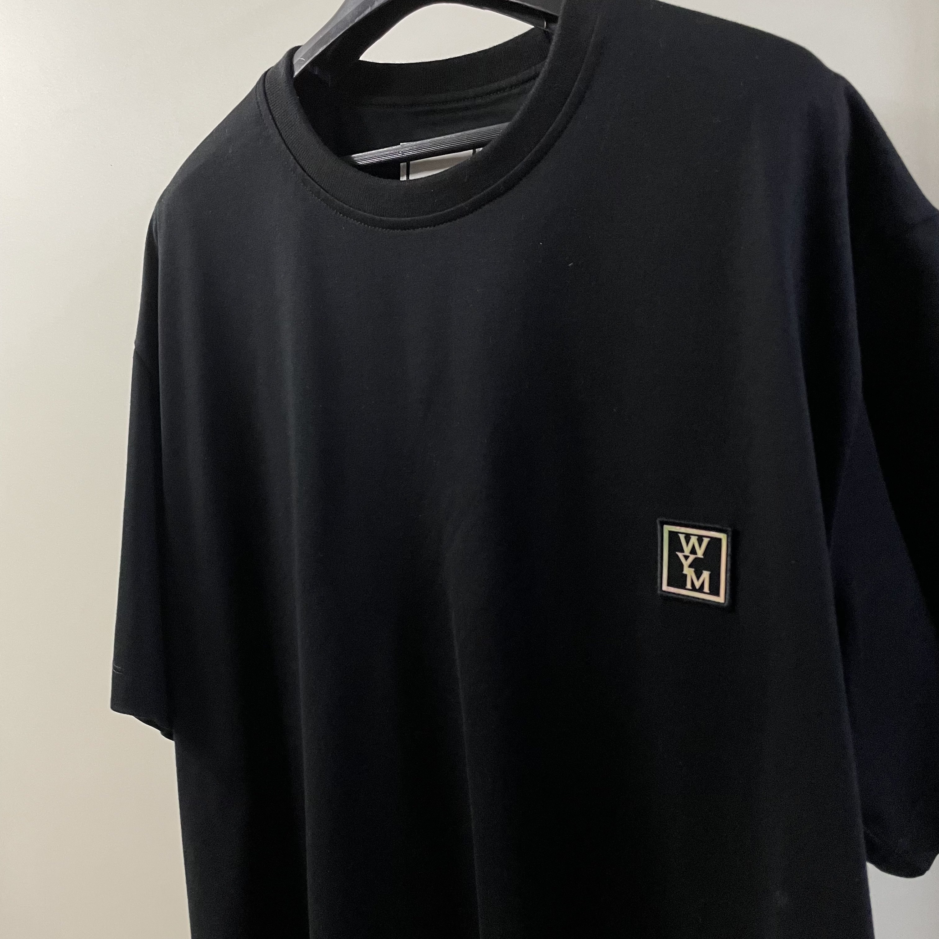 Wooyoungmi Cotton Lenticular Back Logo T-shirt Black - 23SS 착용 스타일 - 4