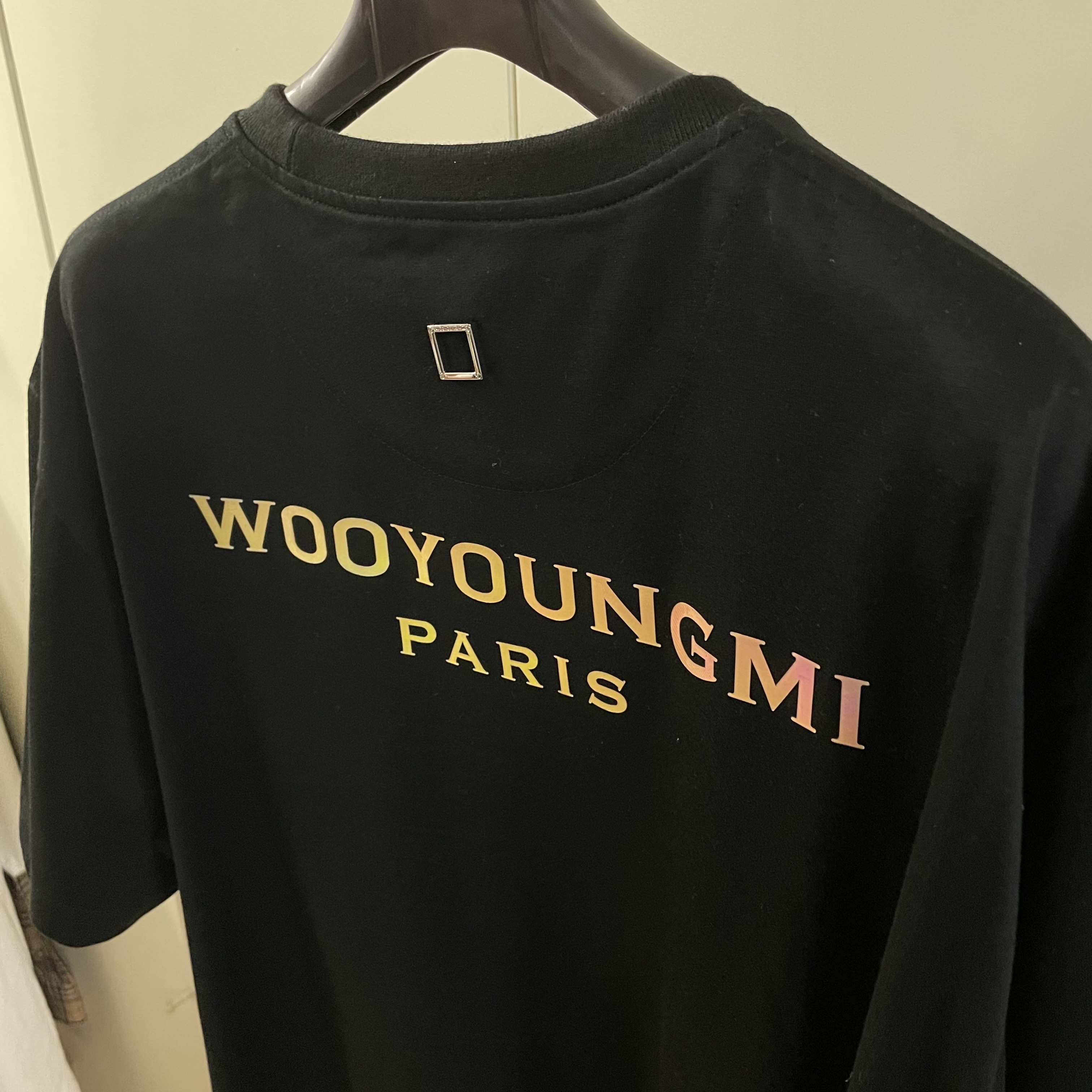 Wooyoungmi Cotton Lenticular Back Logo T-shirt Black - 23SS 착용 스타일 - 2