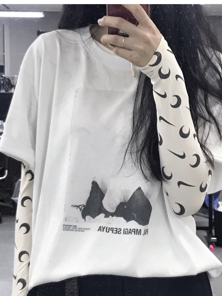 (W) Marine Serre Second Skin Top White Moon, (W) Marine Serre Second Skin Top Red Moon 착용 스타일
