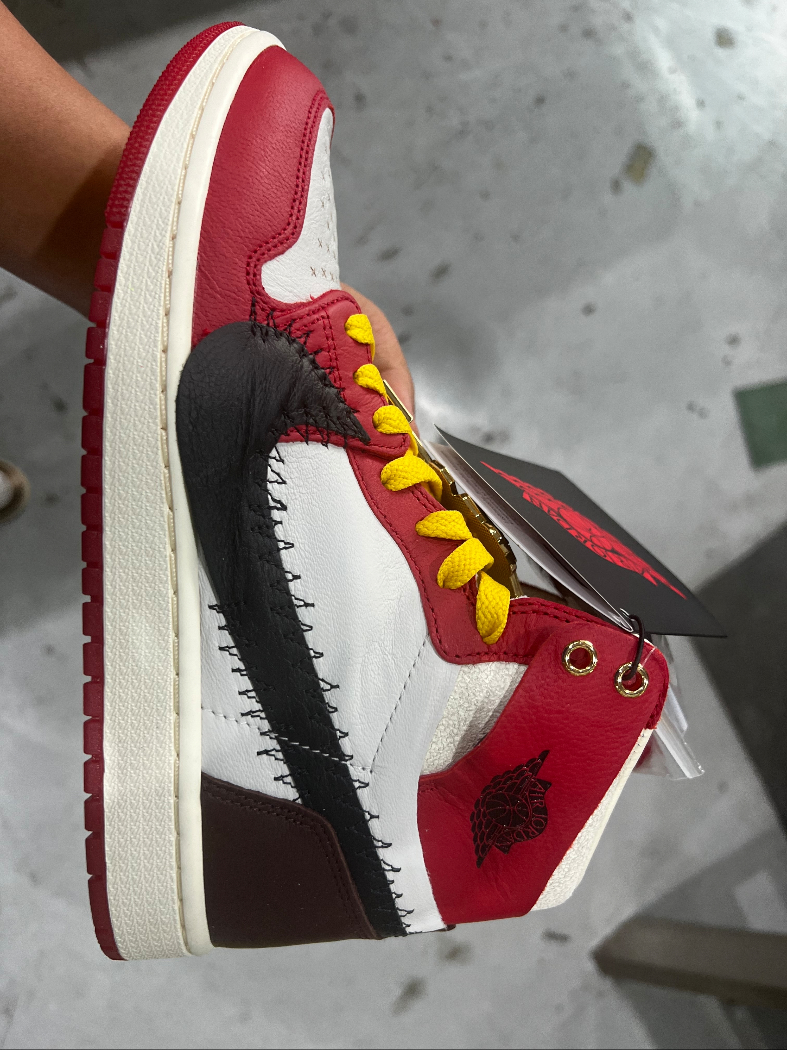 (W) Jordan 1 x Teyana Taylor Zoom CMFT 2 Gym Red 착용 스타일