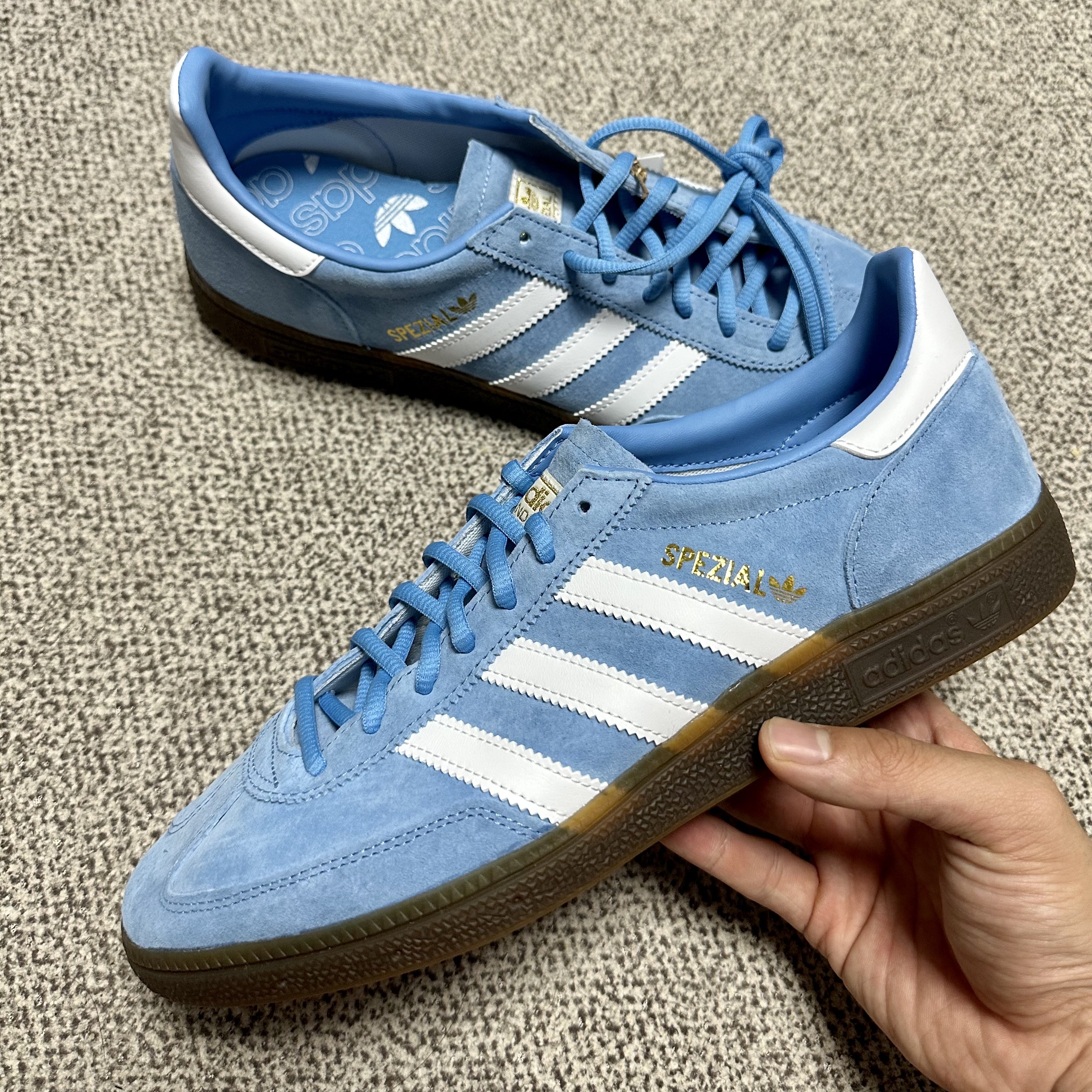 Adidas Spezial Handball Light Blue 착용 스타일