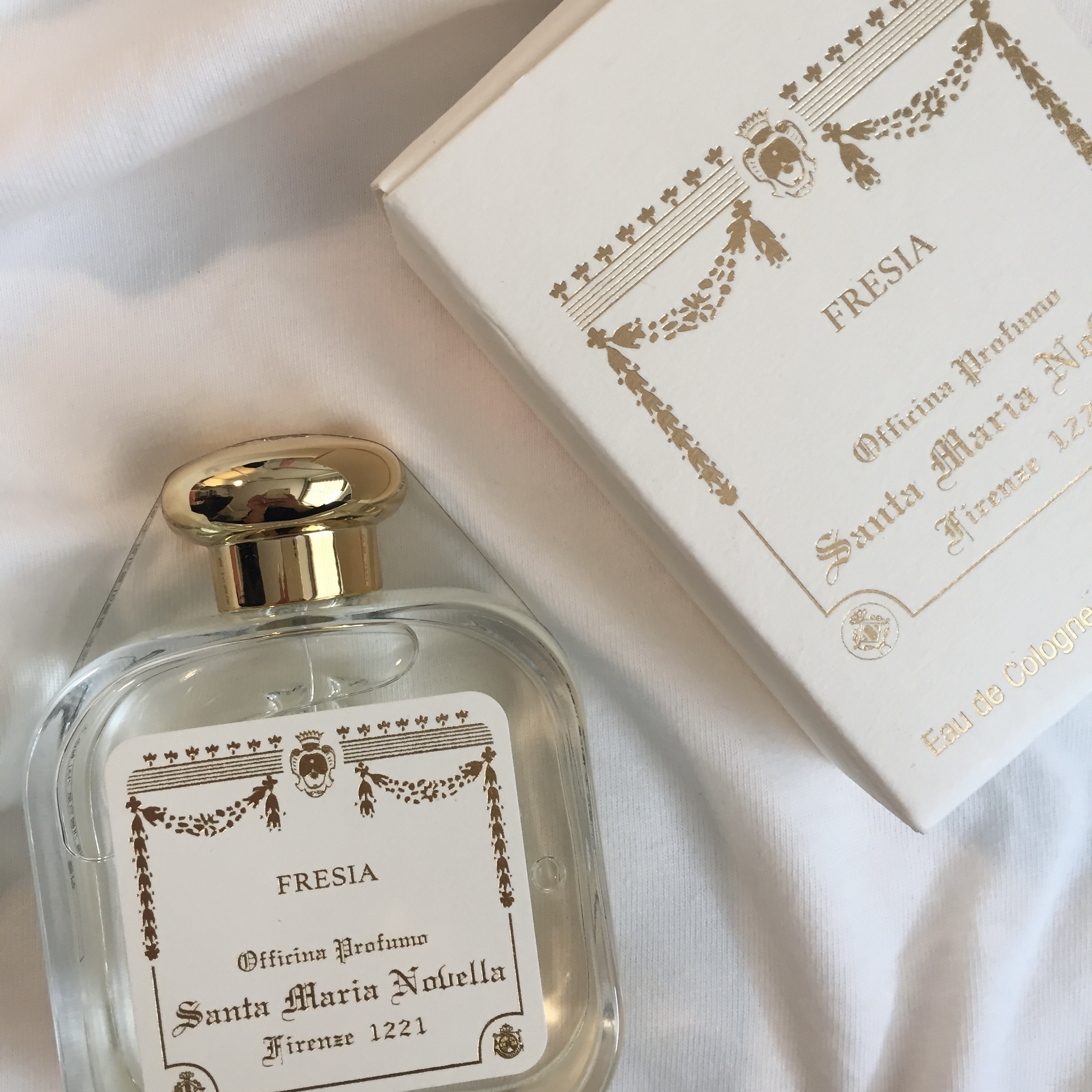 Santa Maria Novella Fresia Eau de Cologne 100ml 착용 스타일 - 1