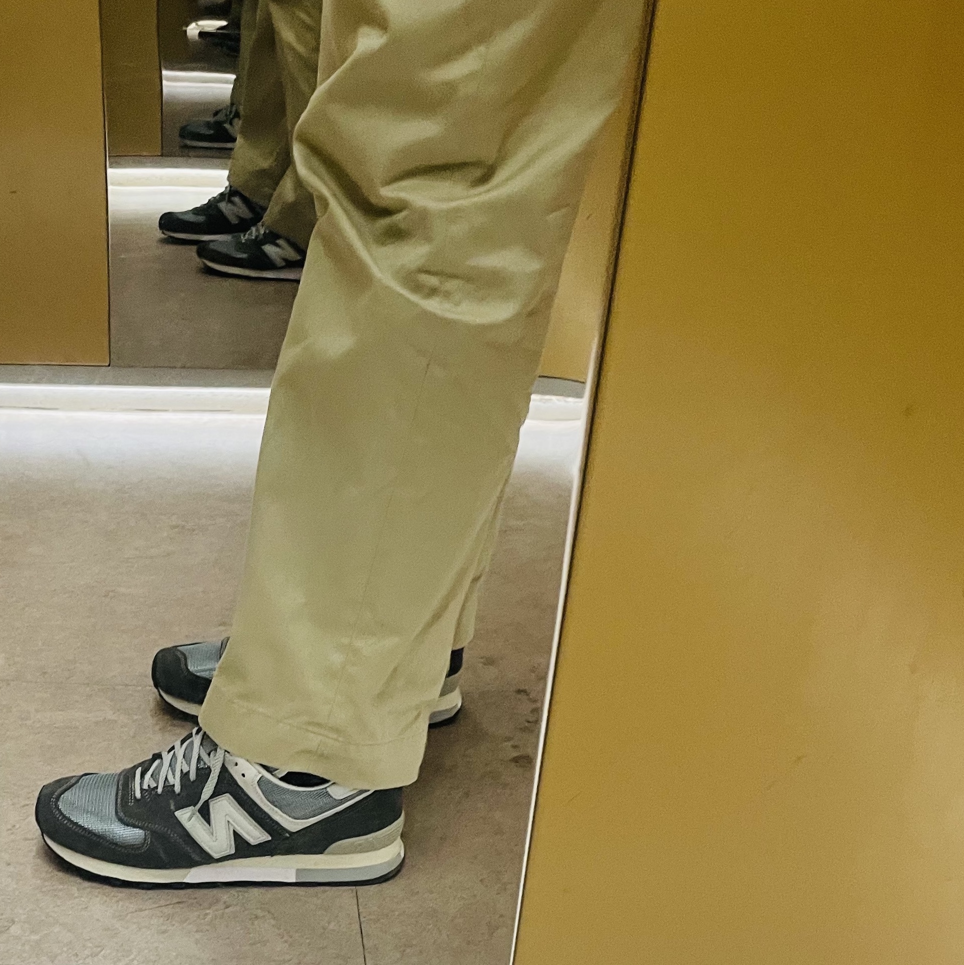 New Balance 576 Made in UK Grey 착용 스타일