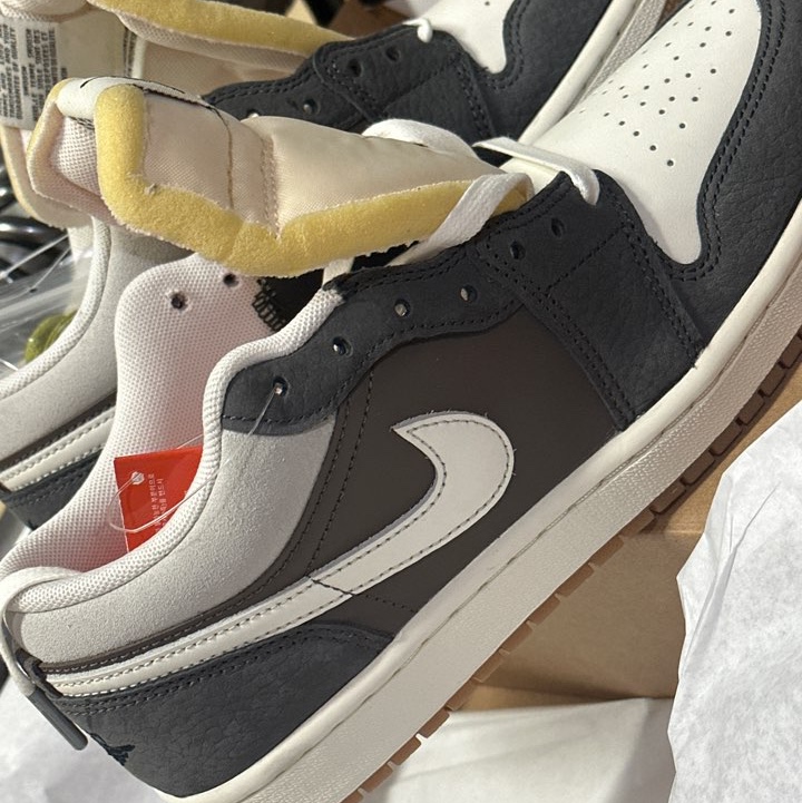 Jordan 1 Low Kkachi 착용 스타일