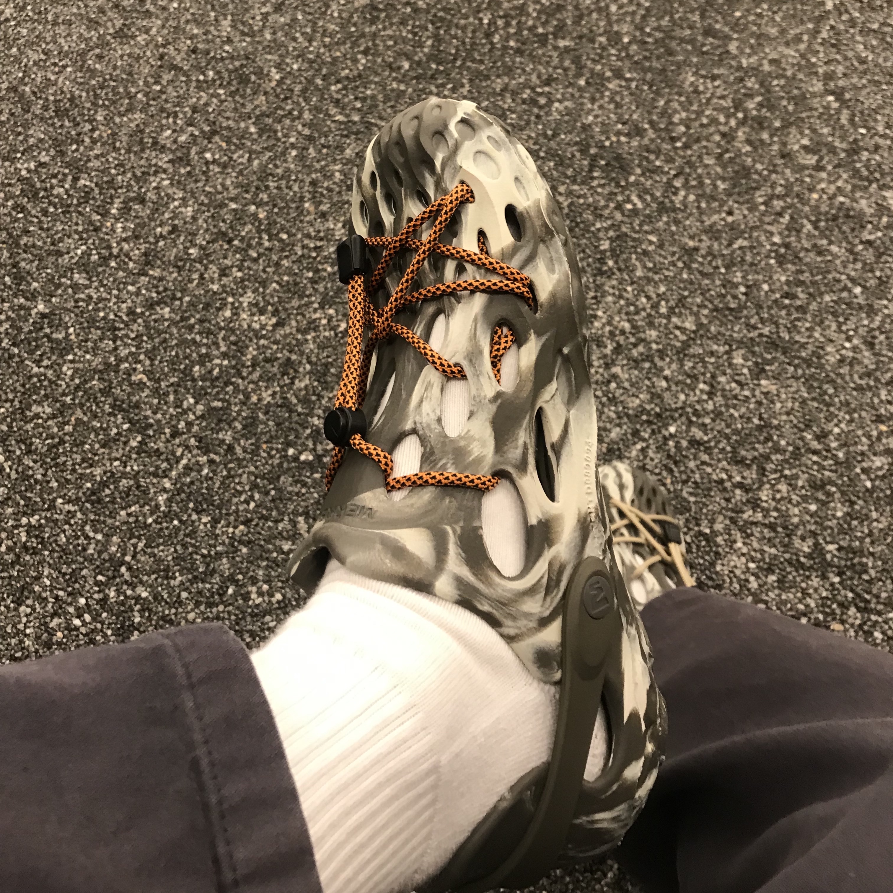 Merrell Hydro Moc Boulder 착용 스타일 - 2