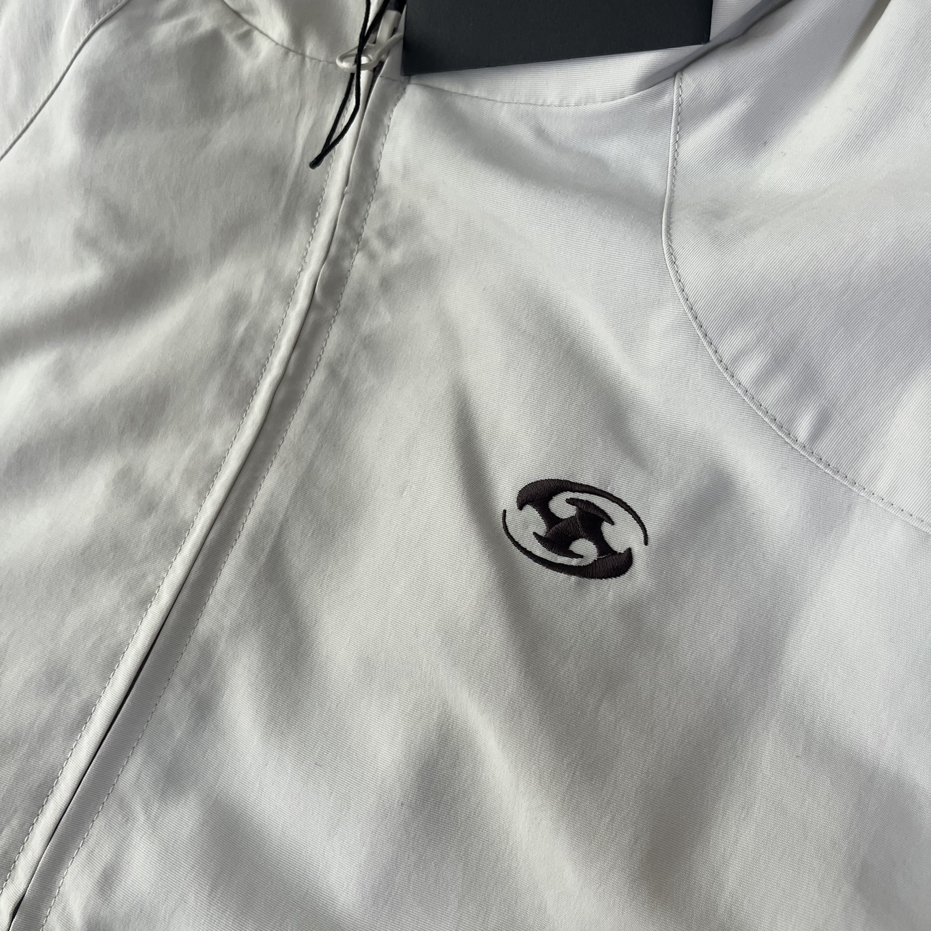 Sansan Gear Docking Jacket Ivory - 22FW 착용 스타일