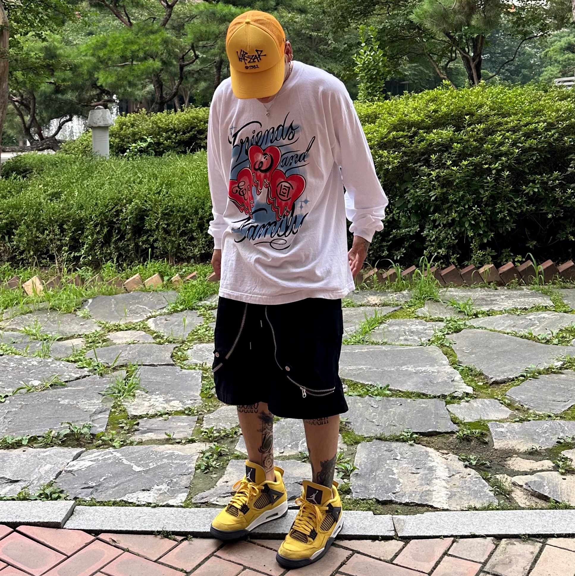Jordan 4 Retro Tour Yellow 착용 스타일 - 2