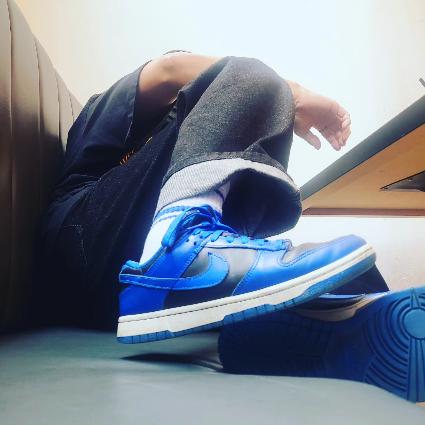 Nike Dunk Low Retro Hyper Cobalt 착용 스타일