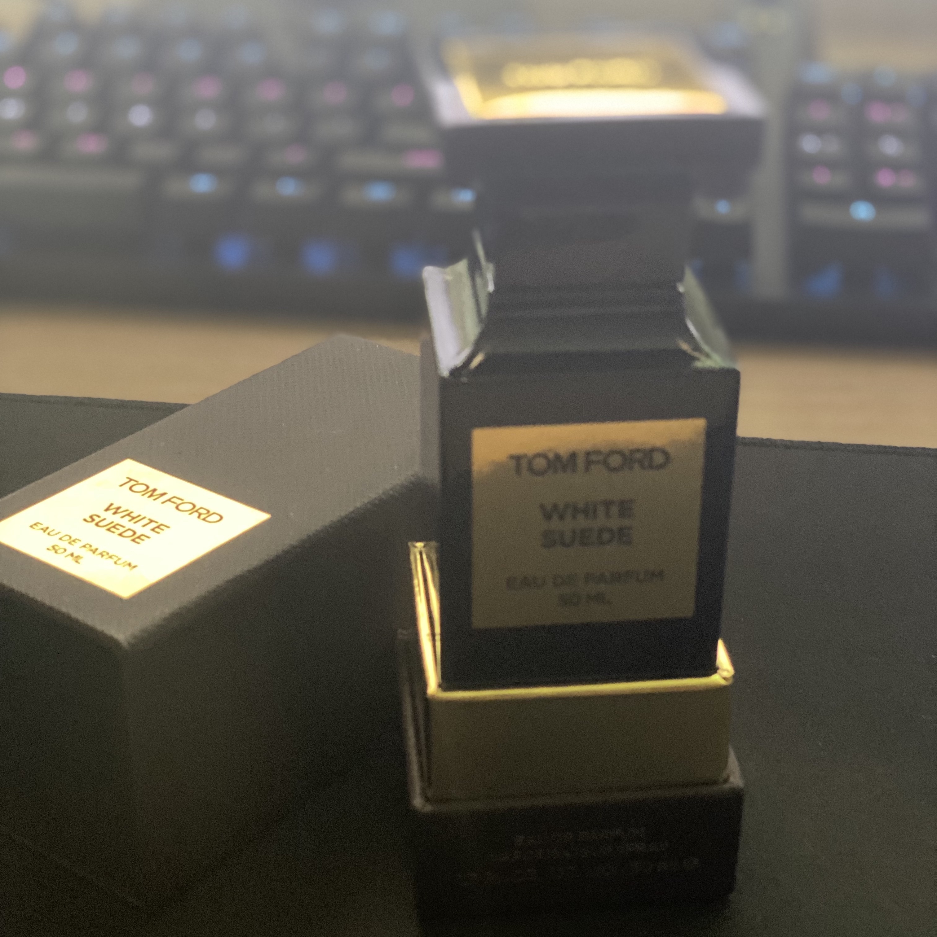 Tom Ford White Suede Eau De Parfum 50ml 착용 스타일
