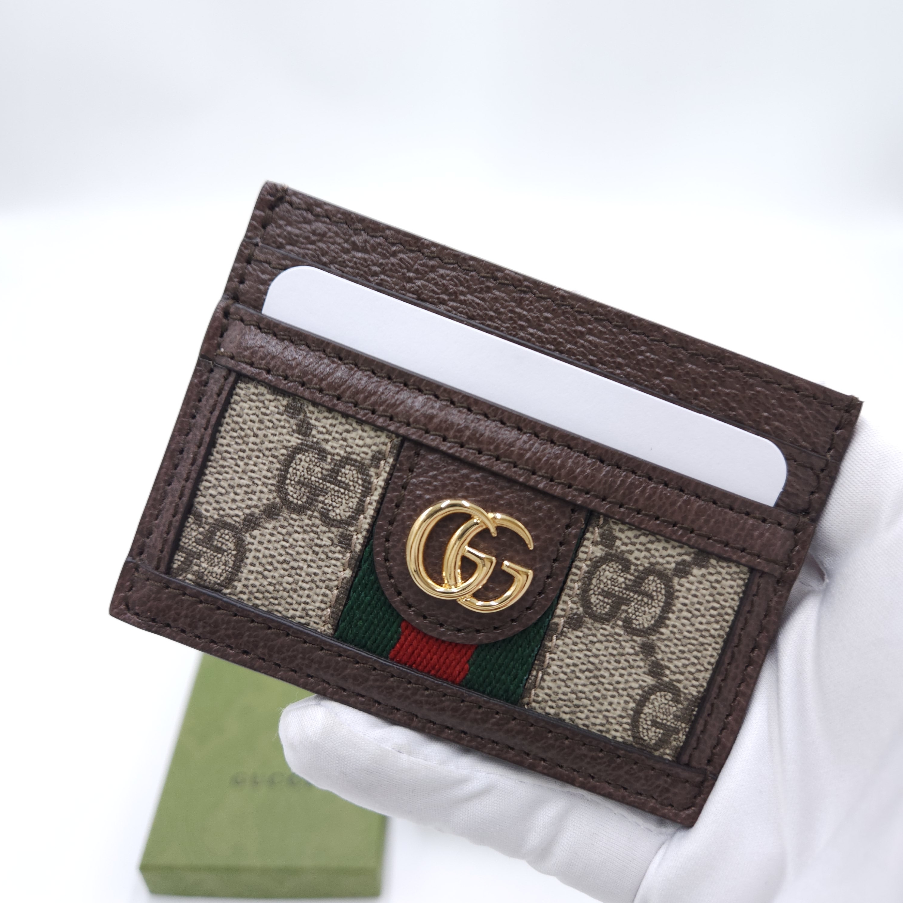 Gucci Ophidia GG Card Case Beige Ebony 착용 스타일