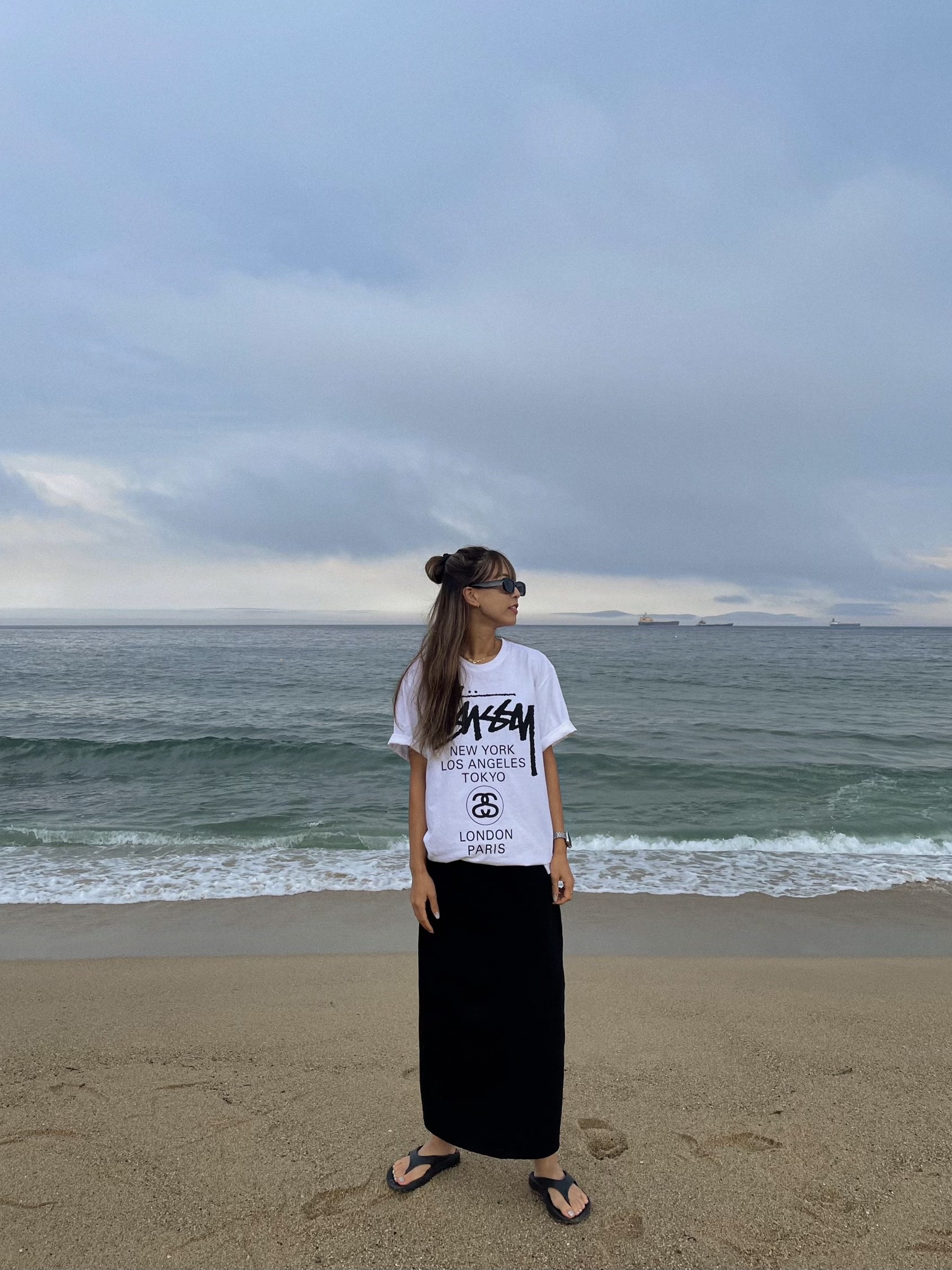 Stussy World Tour T-Shirt White 착용 스타일 - 1