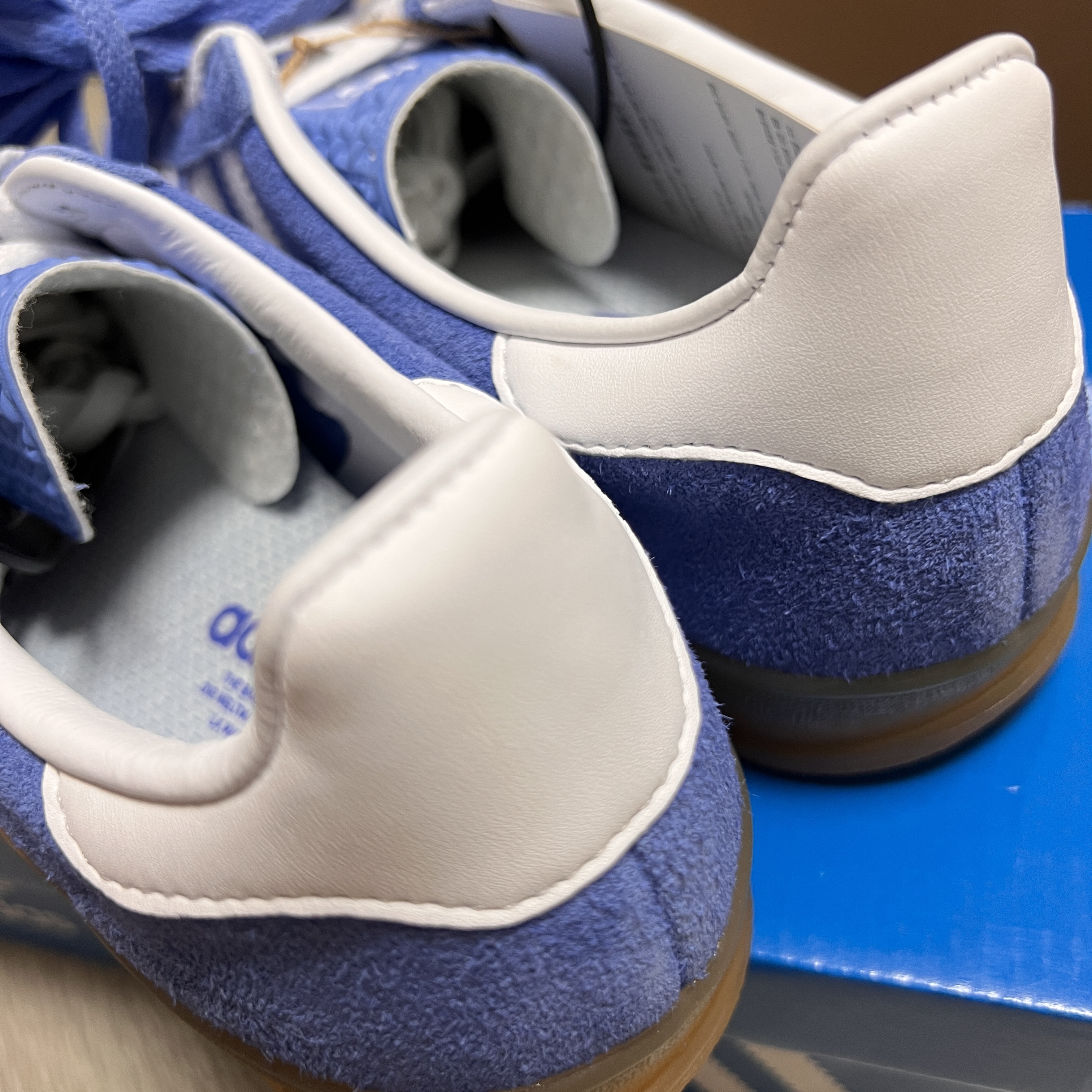 (W) Adidas Gazelle Indoor Blue Fusion Cloud White 착용 스타일 - 4
