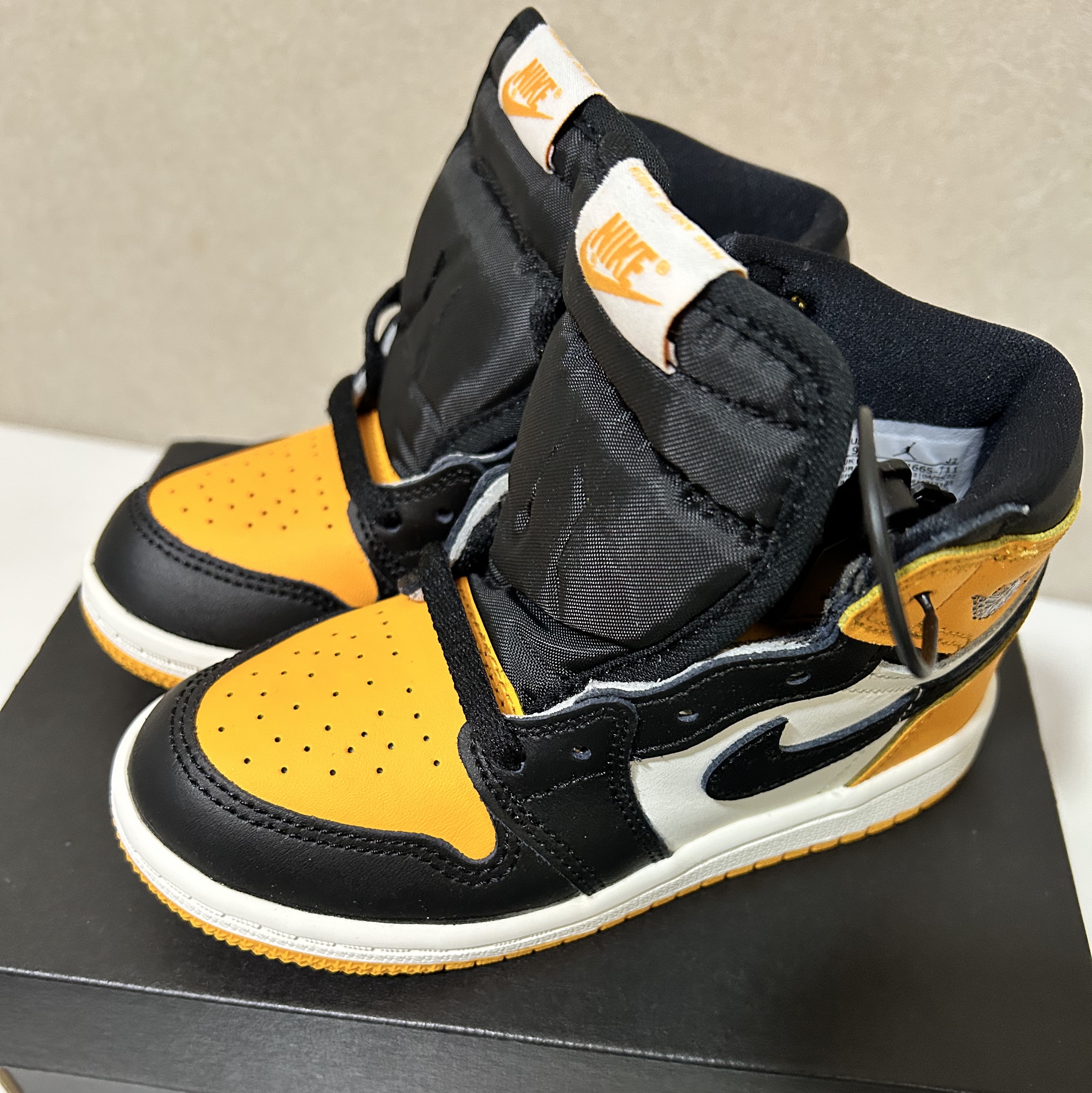 (TD) Jordan 1 Retro High OG Taxi 착용 스타일
