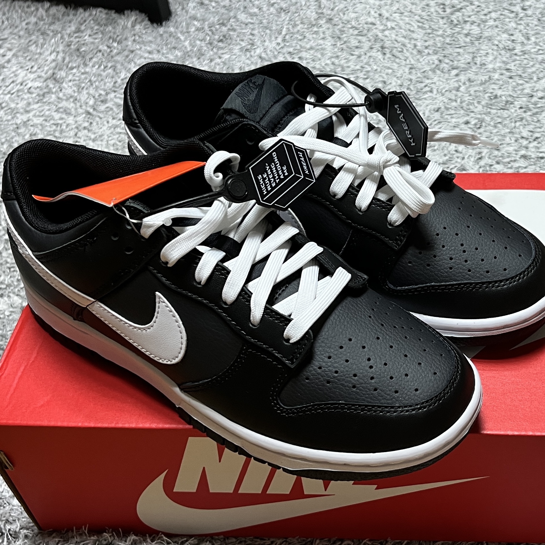Nike Dunk Low Retro Black White 착용 스타일