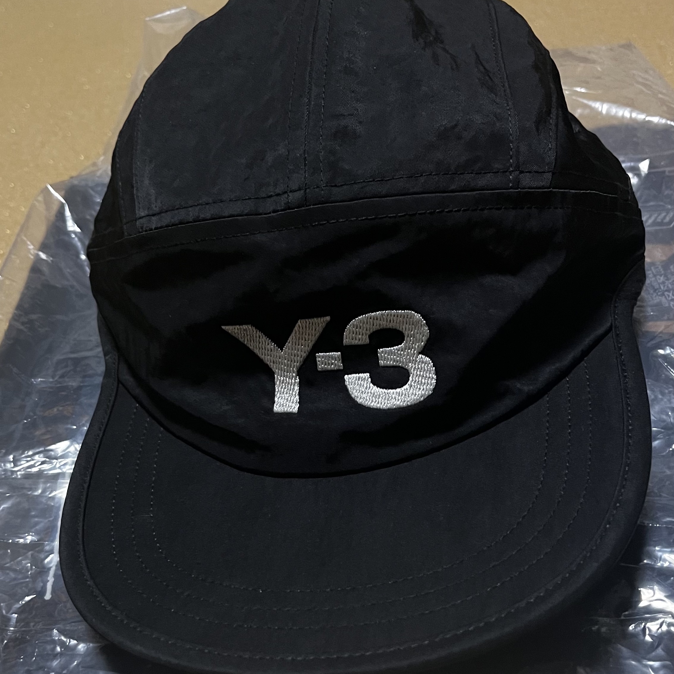 Y-3 Running Cap Black 착용 스타일