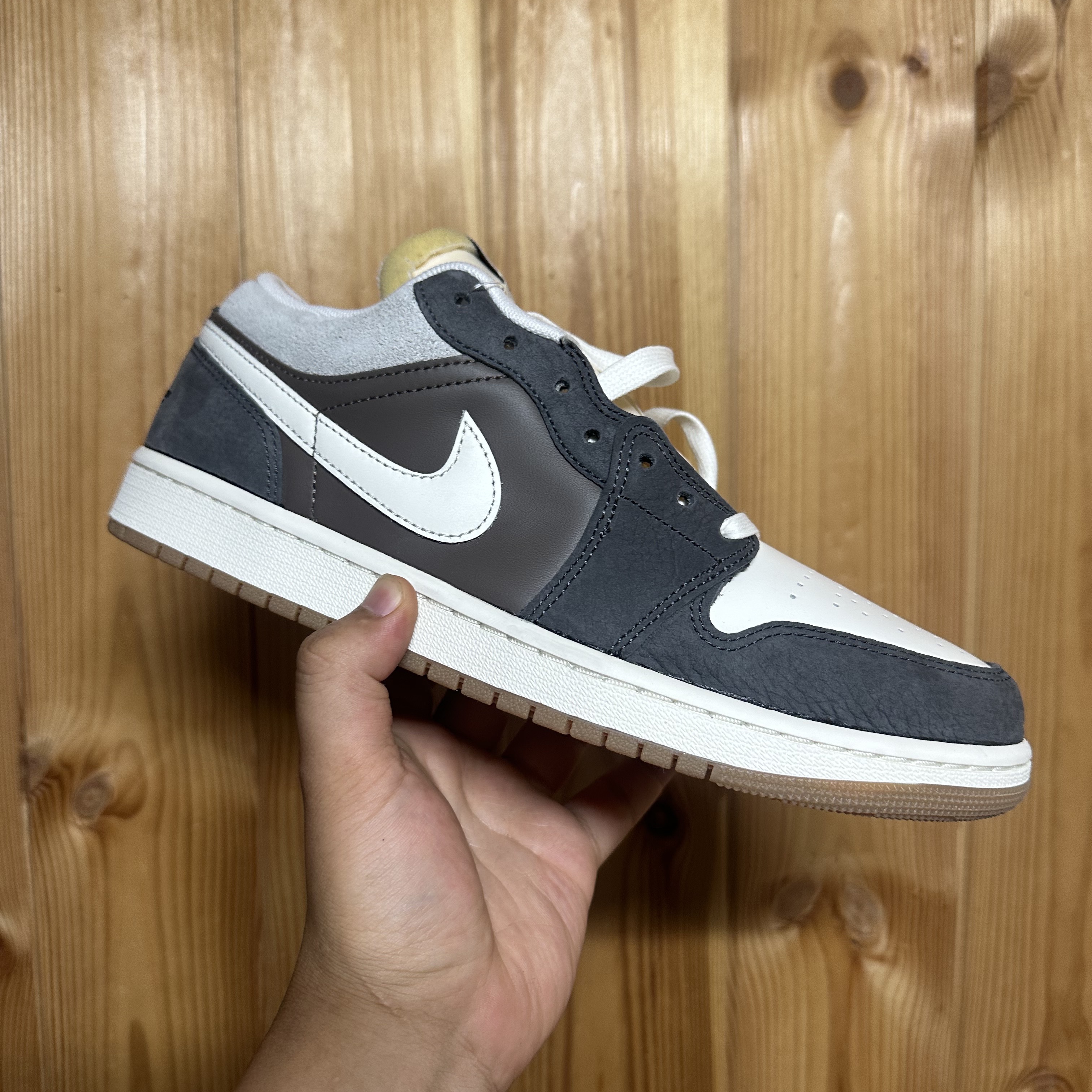 Jordan 1 Low Kkachi 착용 스타일 - 1