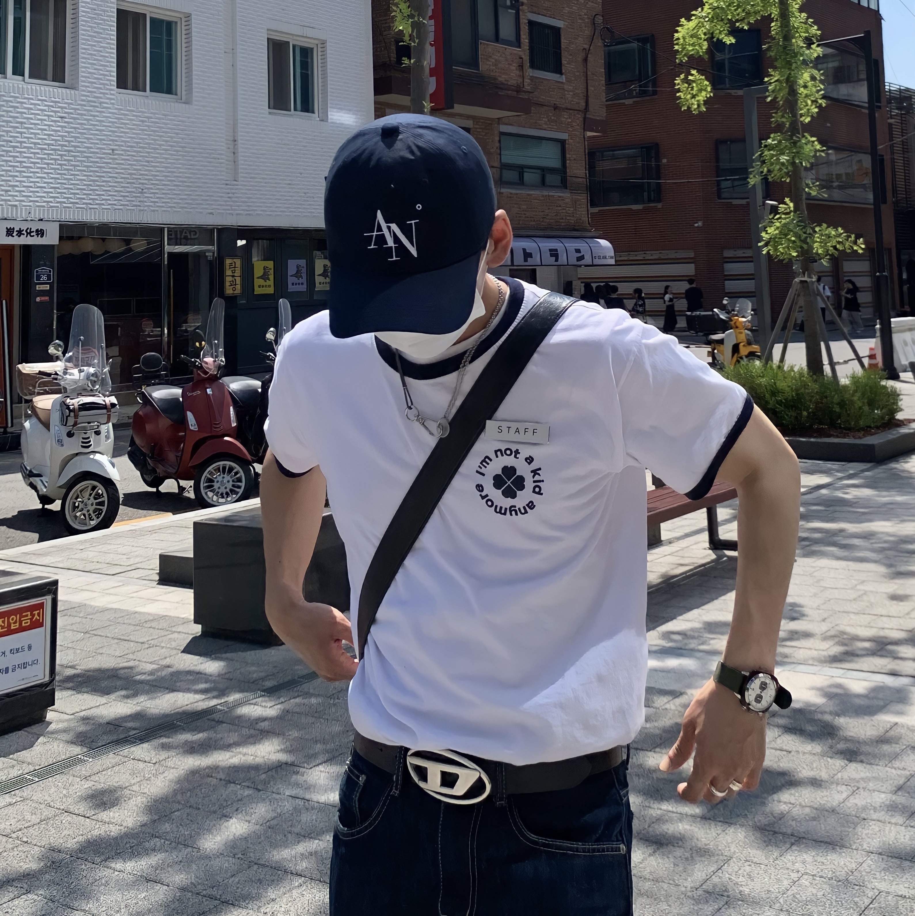 Diesel B-1DR Leather Belt with D Buckle Black 착용 스타일 - 2