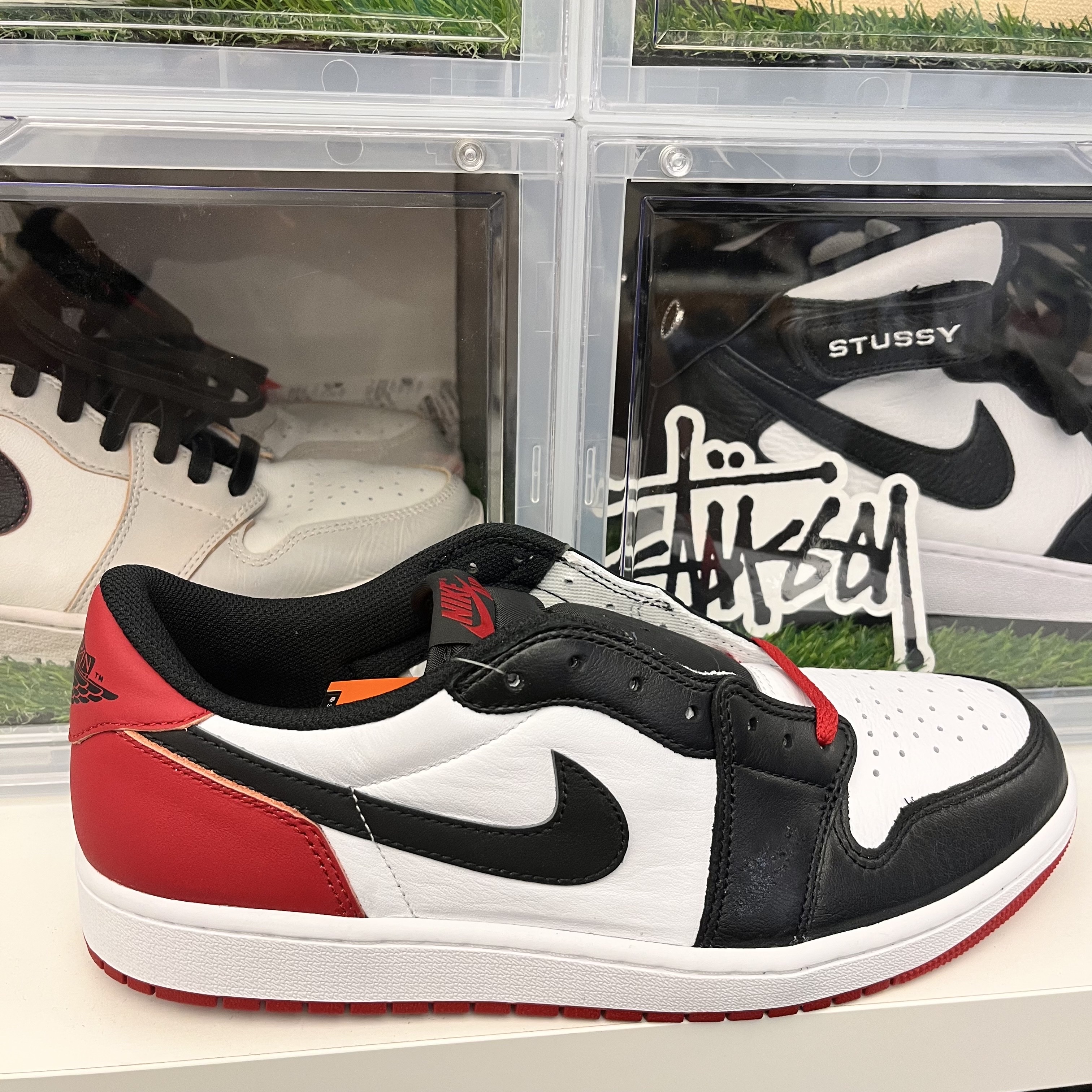 Jordan 1 Retro Low OG Black Toe 착용 스타일 - 3