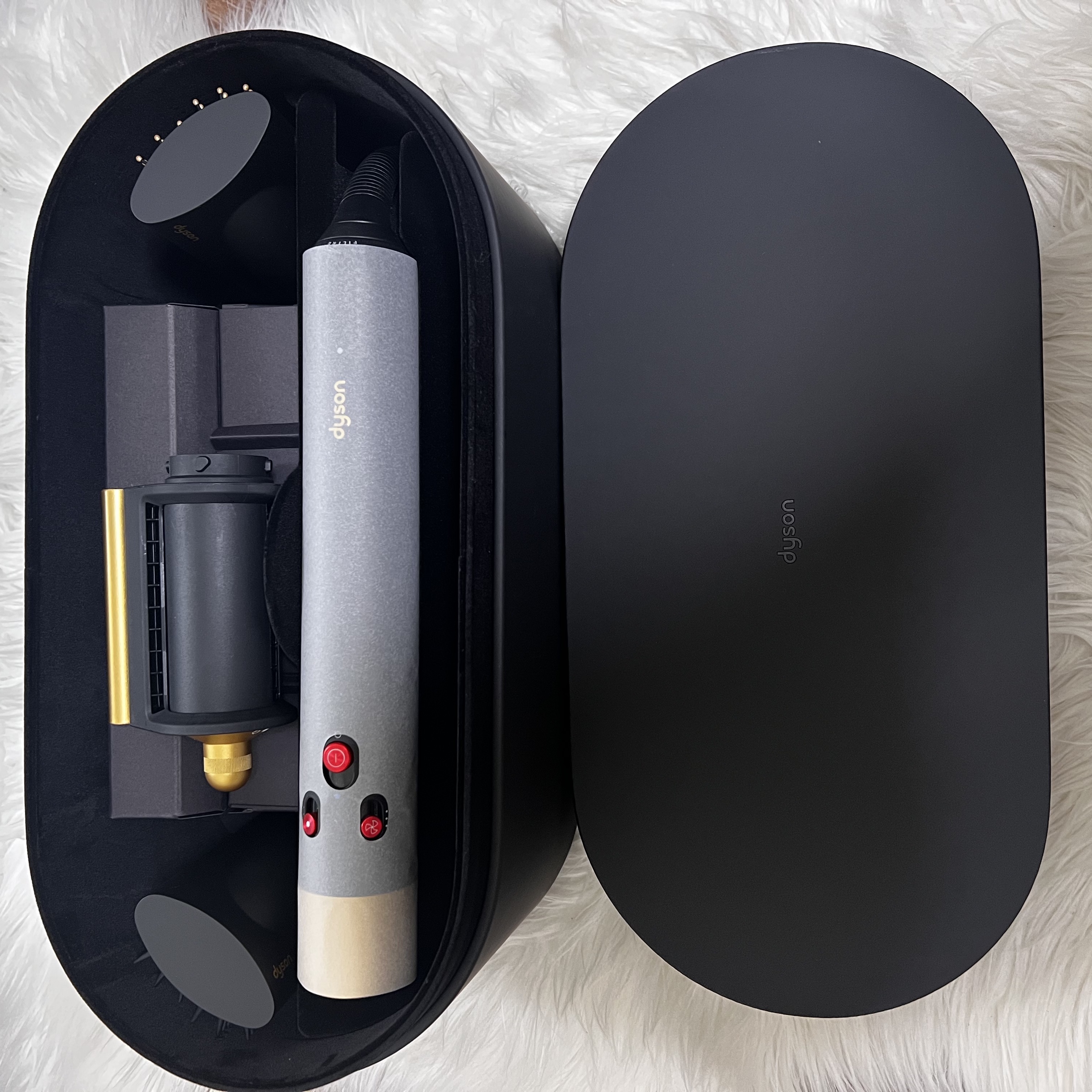 Dyson Airwrap Multi Styler Complete Long Onyx Gold (Korean Ver.) 착용 스타일 - 2