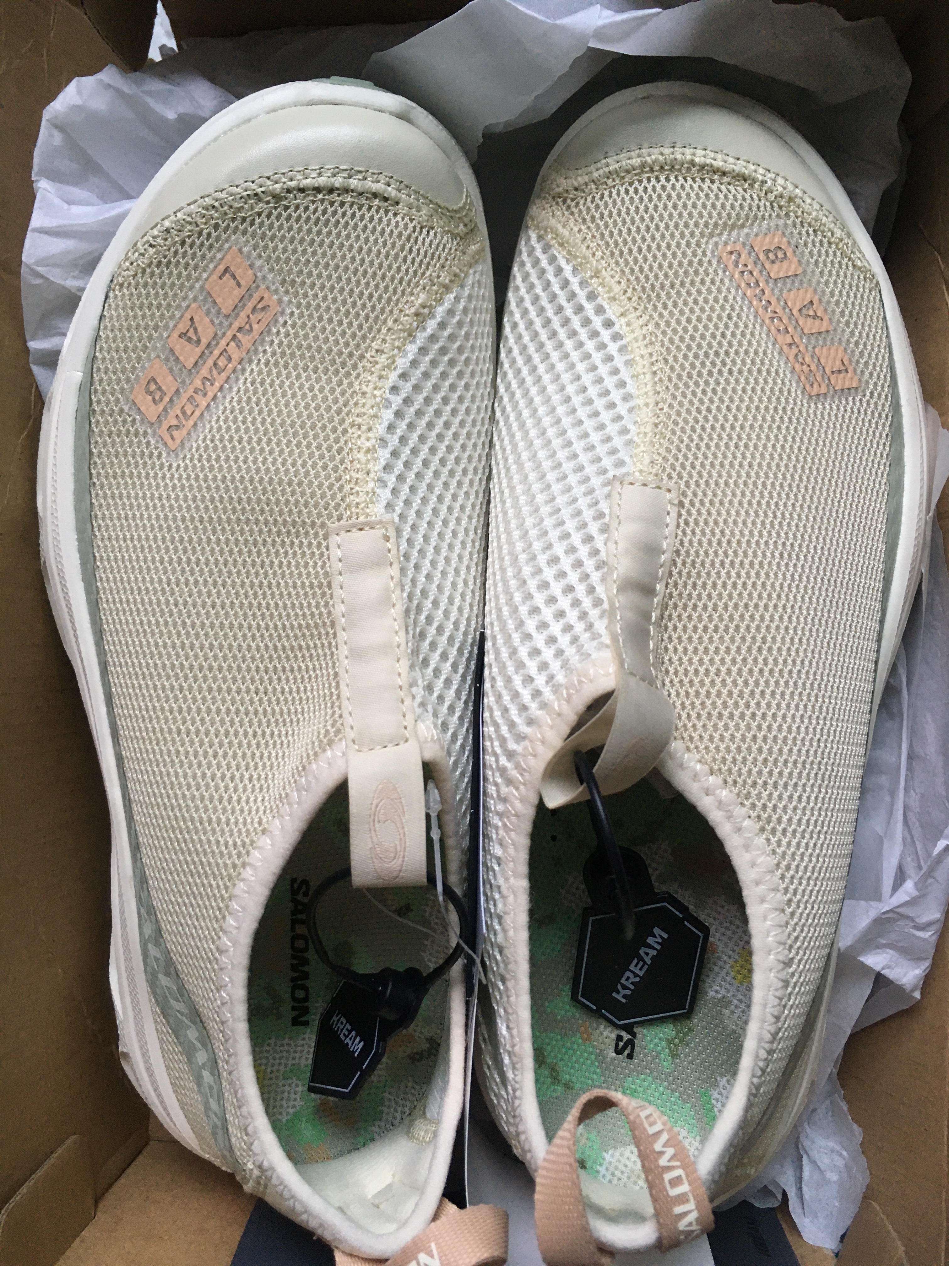 Salomon RX Moc Cottage Core Vanilla Ice Desert Sage 착용 스타일
