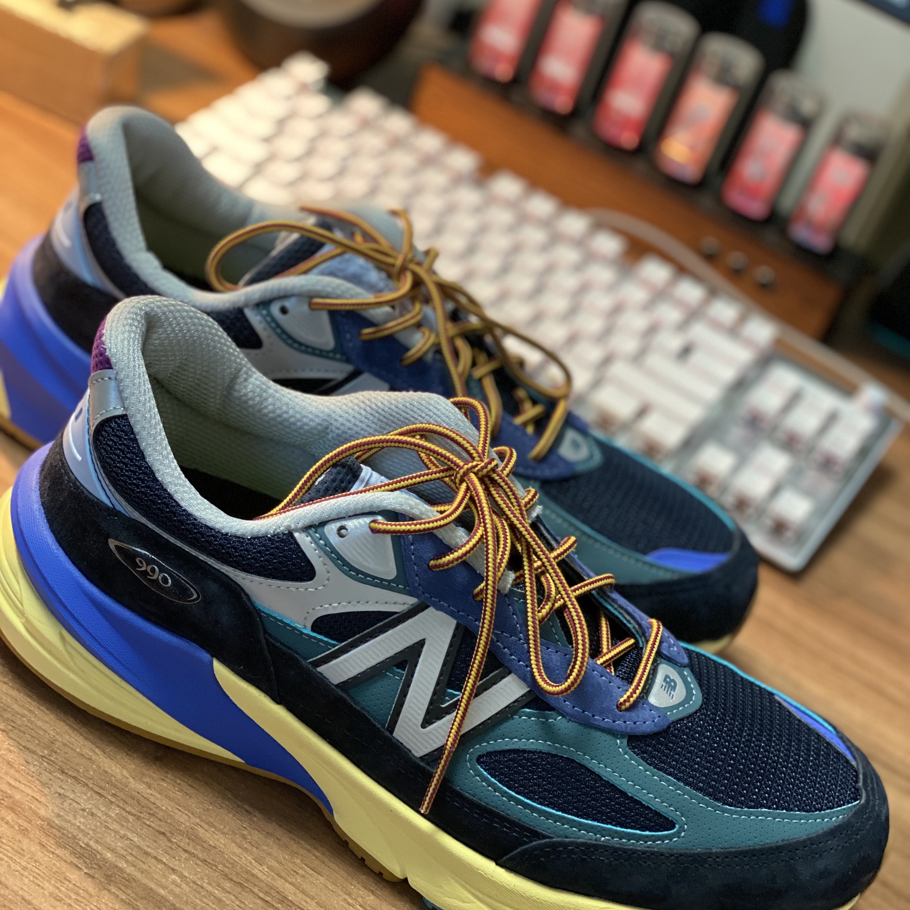 New Balance x Action Bronson 990v6 Made in USA Lapis Lazuli 착용 스타일