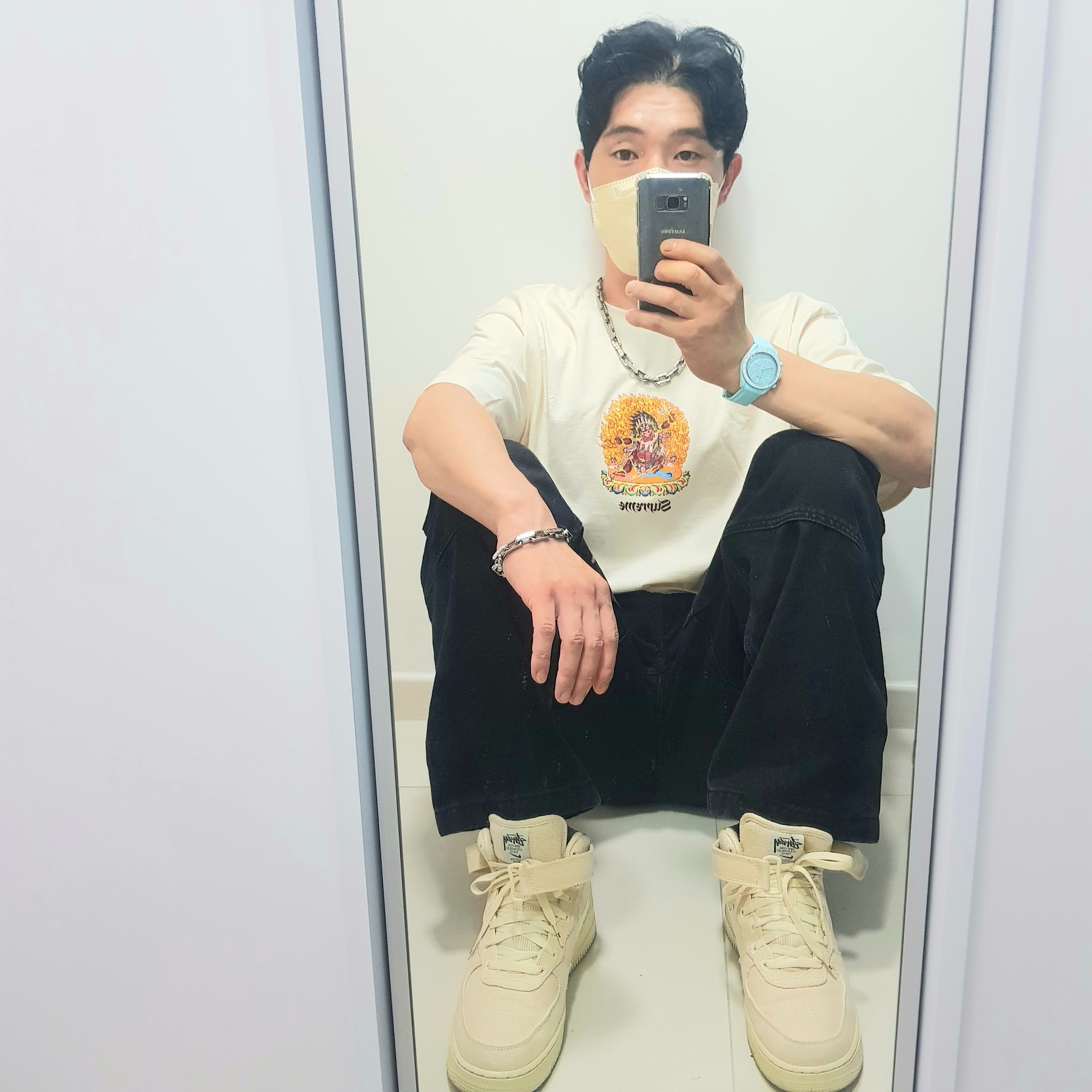 Supreme Person T-Shirt Natural - 22SS, Nike x Stussy Air Force 1 '07 Mid SP Fossil 착용 스타일 - 4
