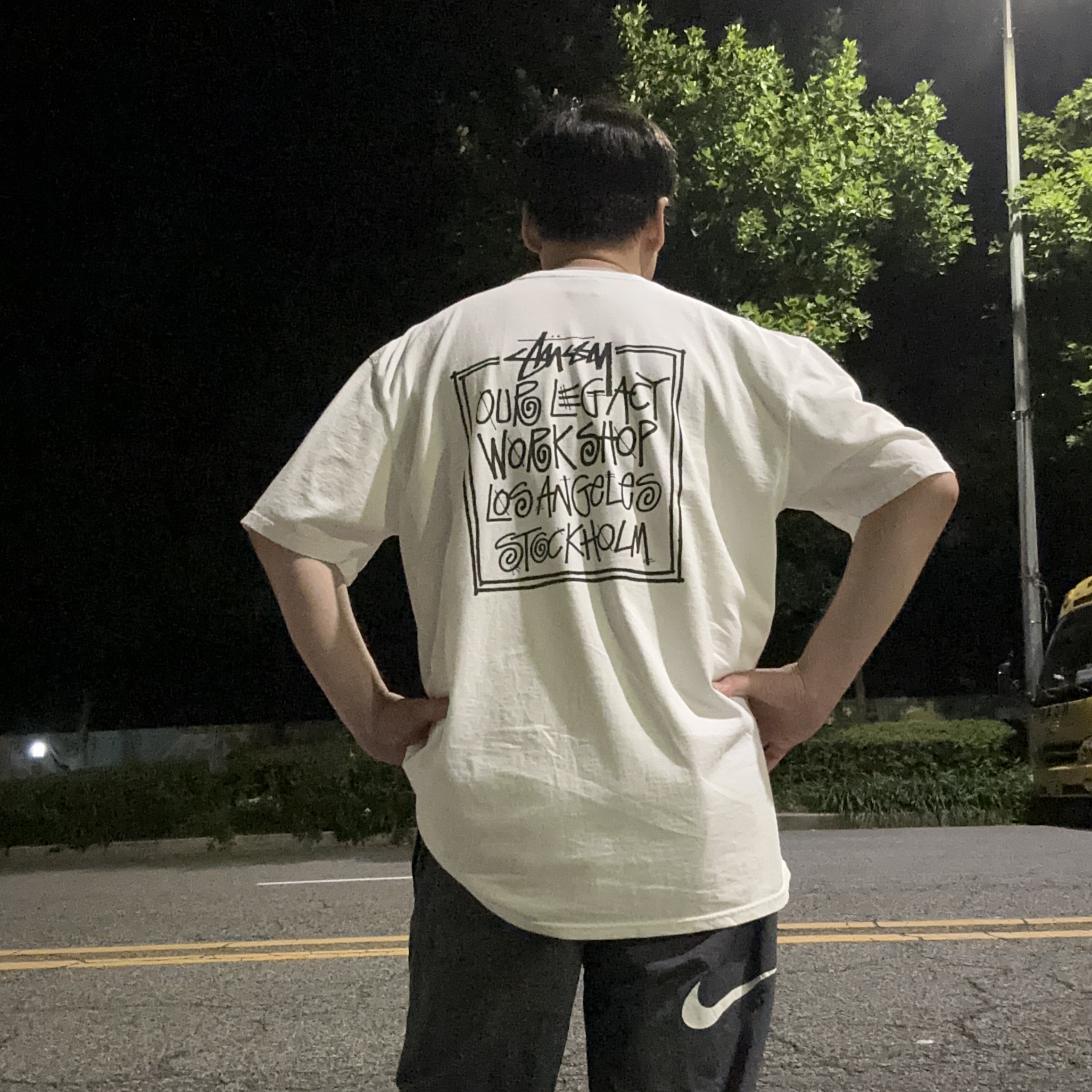 Stussy x Our Legacy Frame Pigment Dyed T-Shirt Natural, Nike x Stussy Beach Pants Off Noir 착용 스타일
