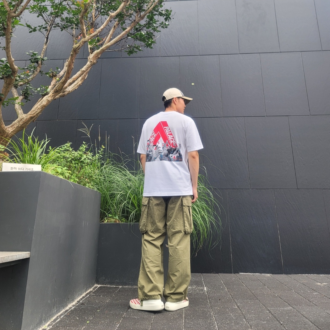 Vans ComfyCush One Checkerboard Racing Red Marshmallow, Palace Tri-Phone T-Shirt White - 20SS 착용 스타일 - 2