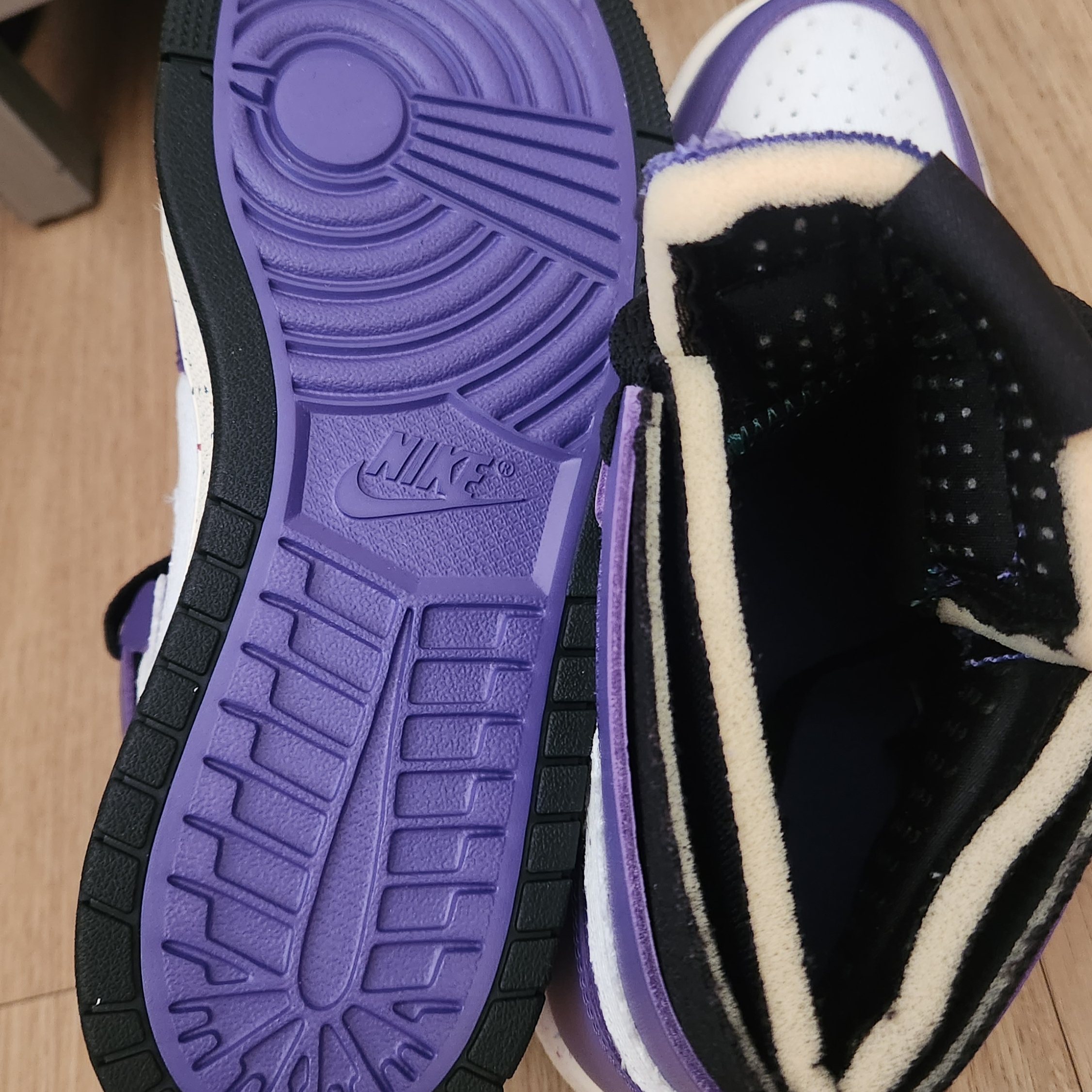 Jordan 1 Zoom Air CMFT Dark Iris 착용 스타일 - 4