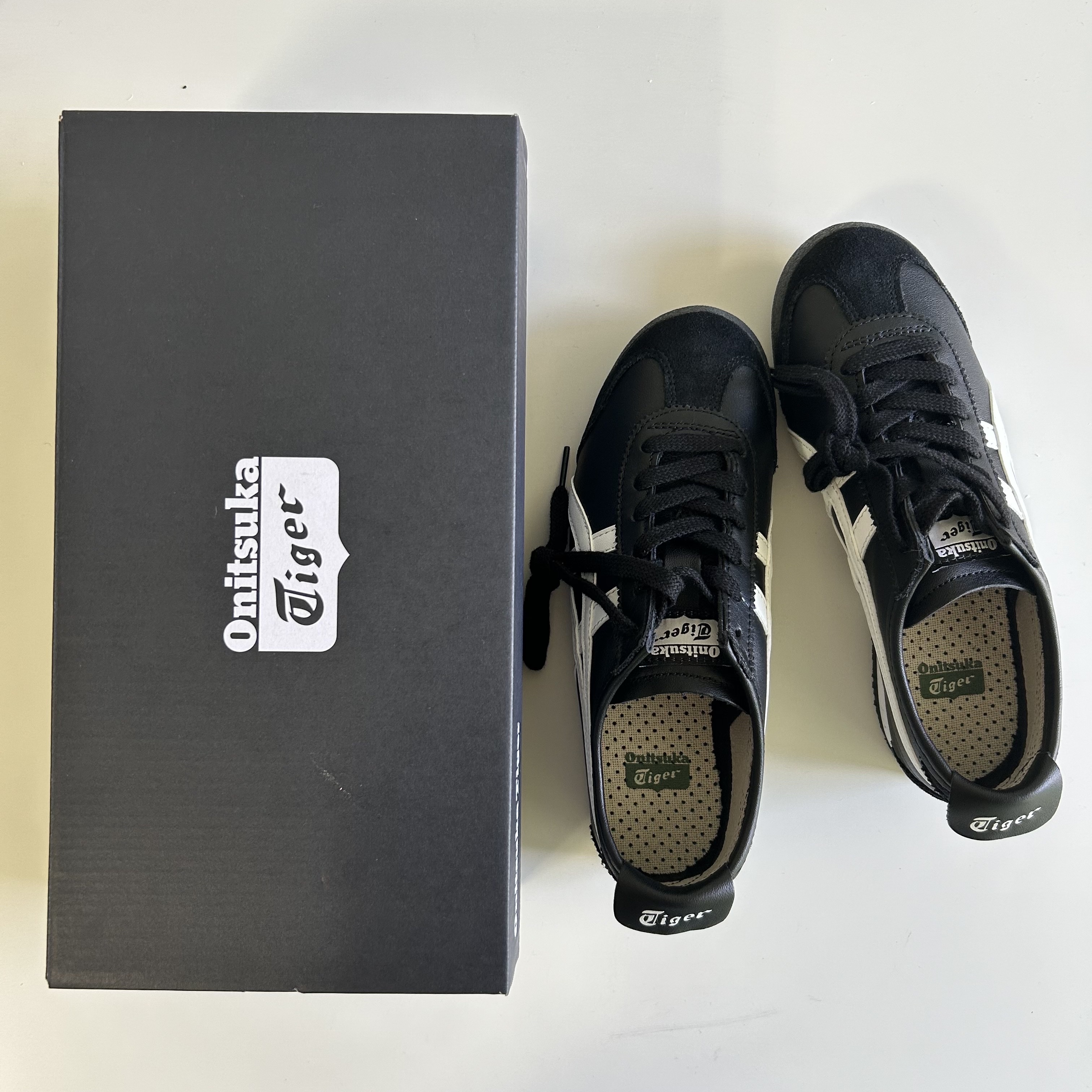 Onitsuka Tiger Mexico 66 Black White 착용 스타일