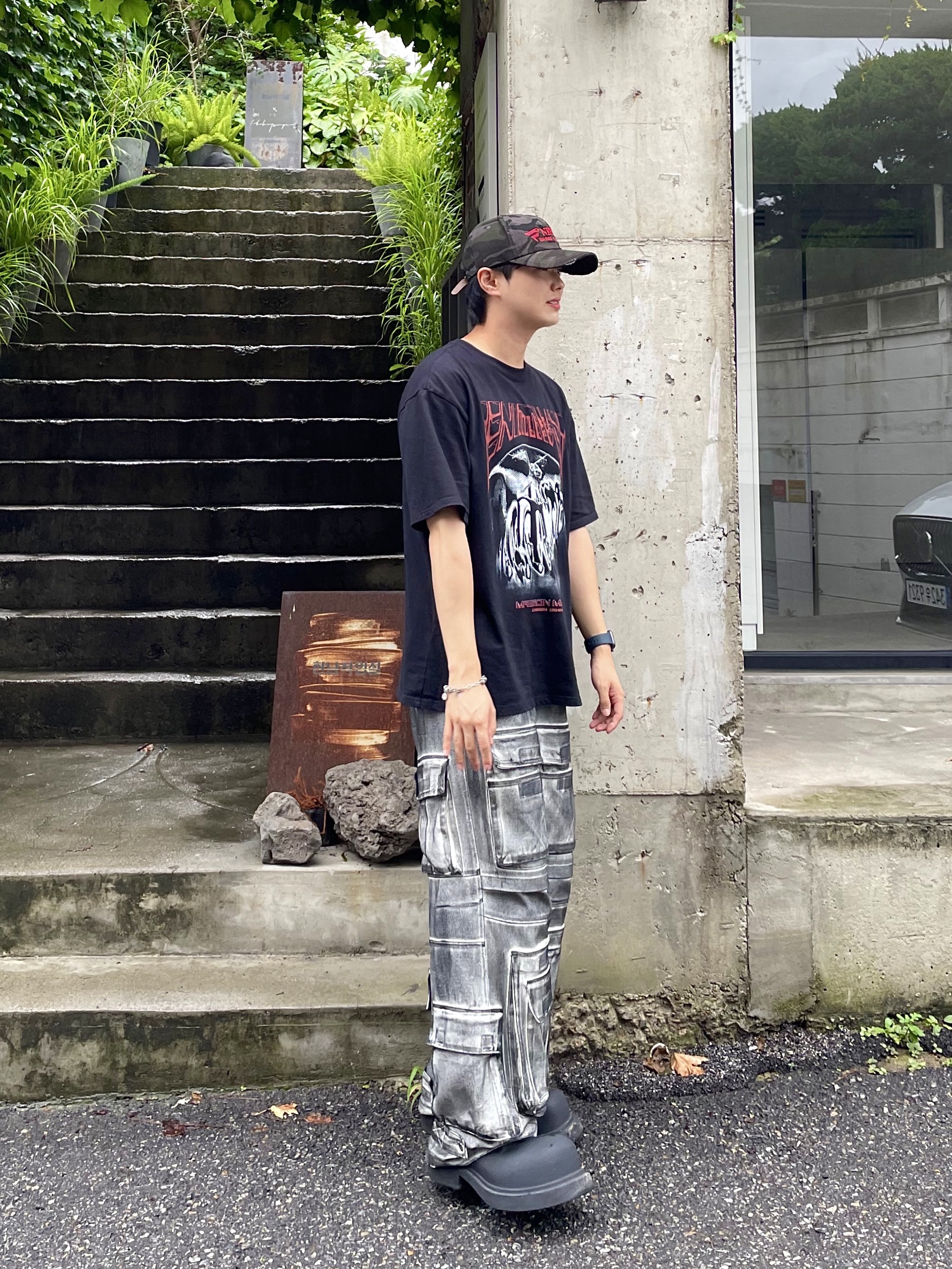 Project G/R Painted Denim Cargo Dirty White, ETCE New Vision Camo Cap Night Jungle 착용 스타일 - 2