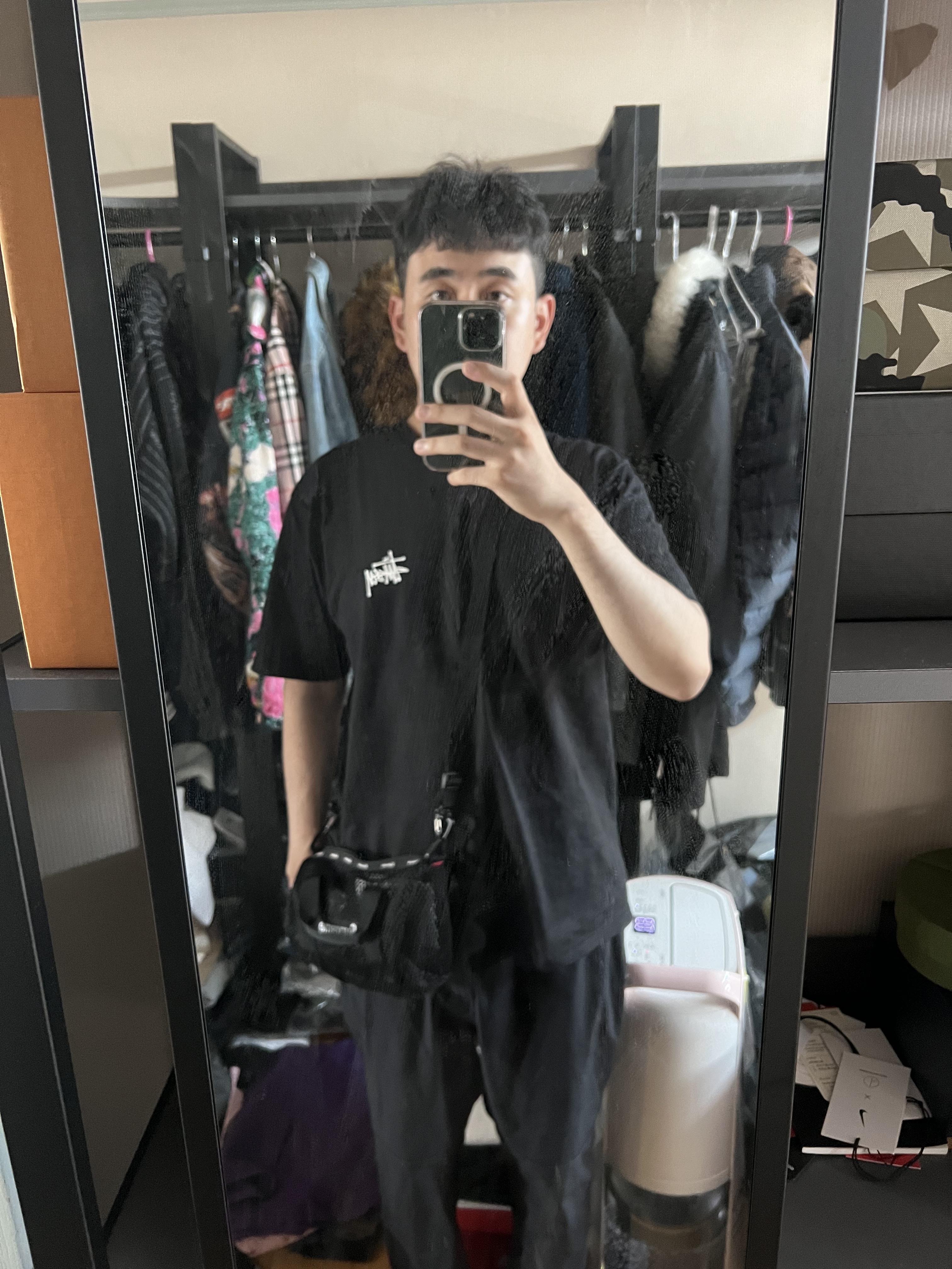 Stussy Melted T-Shirt Black, Supreme Mesh Mini Duffle Bag Black - 23SS 착용 스타일