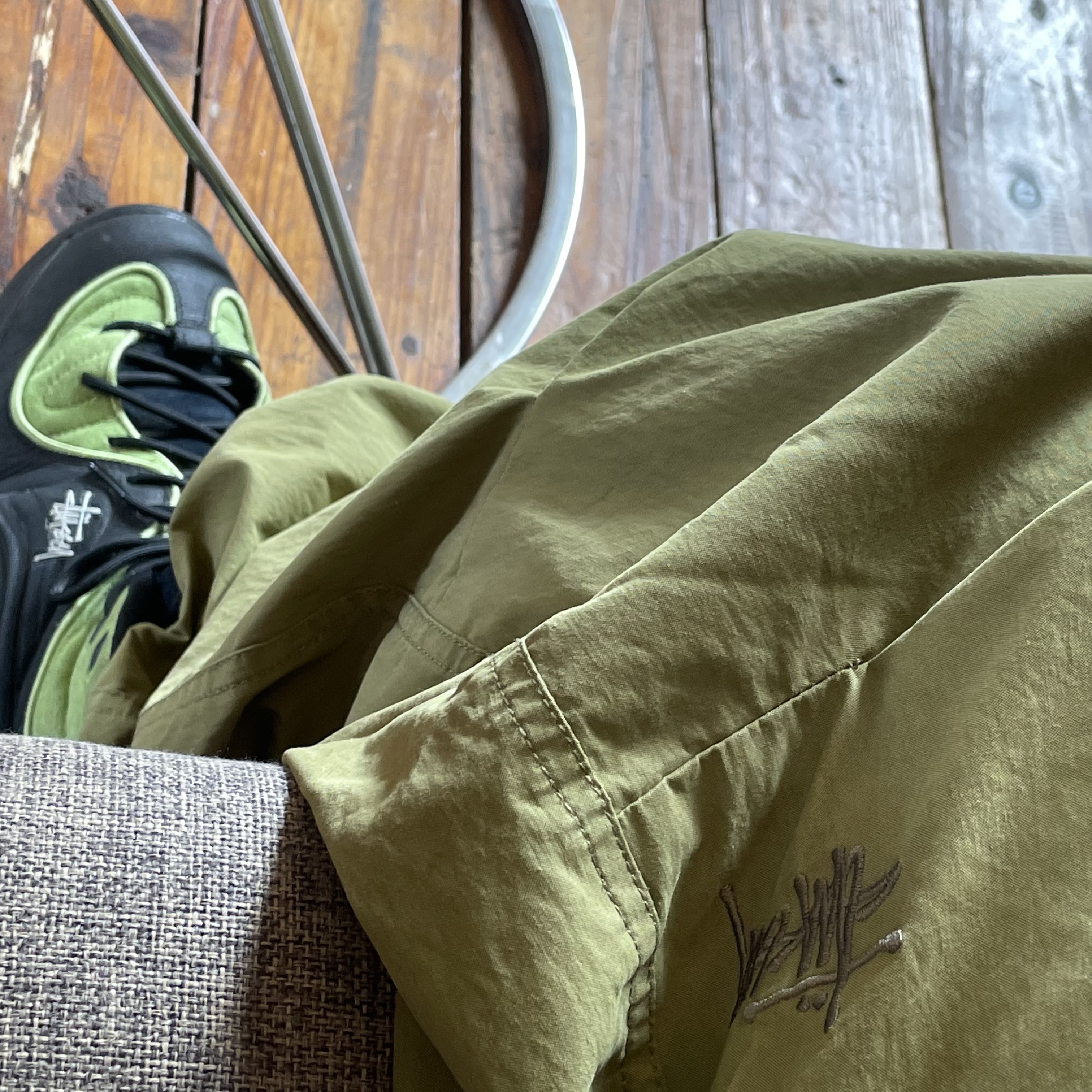 Nike x Stussy Air Penny II Vivid Green and Black, Stussy Nyco Over Trousers Olive 착용 스타일 - 1