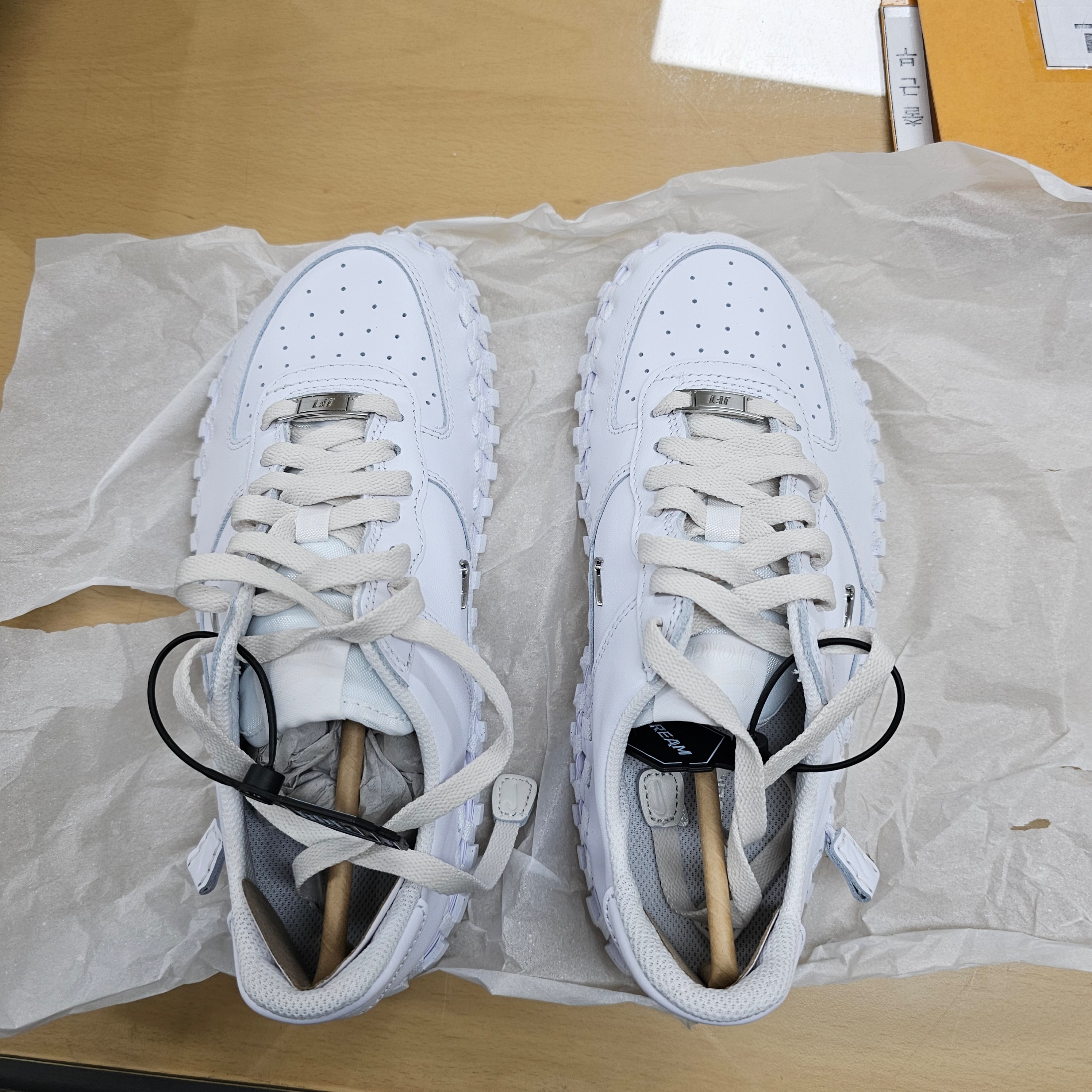 Nike x Jacquemus J Force 1 Low LX SP White 착용 스타일