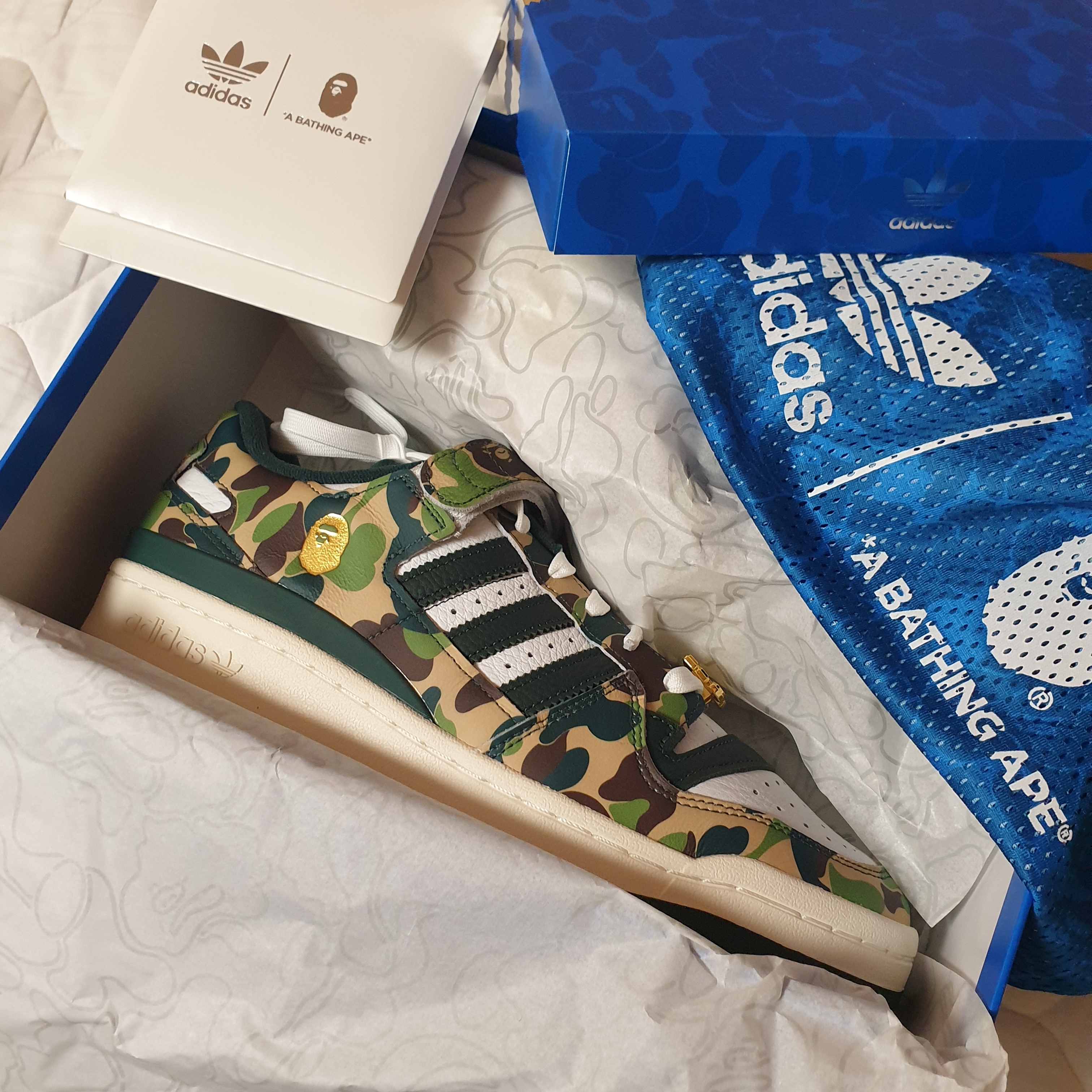 Adidas x BAPE Forum 84 Low Green Camo 착용 스타일