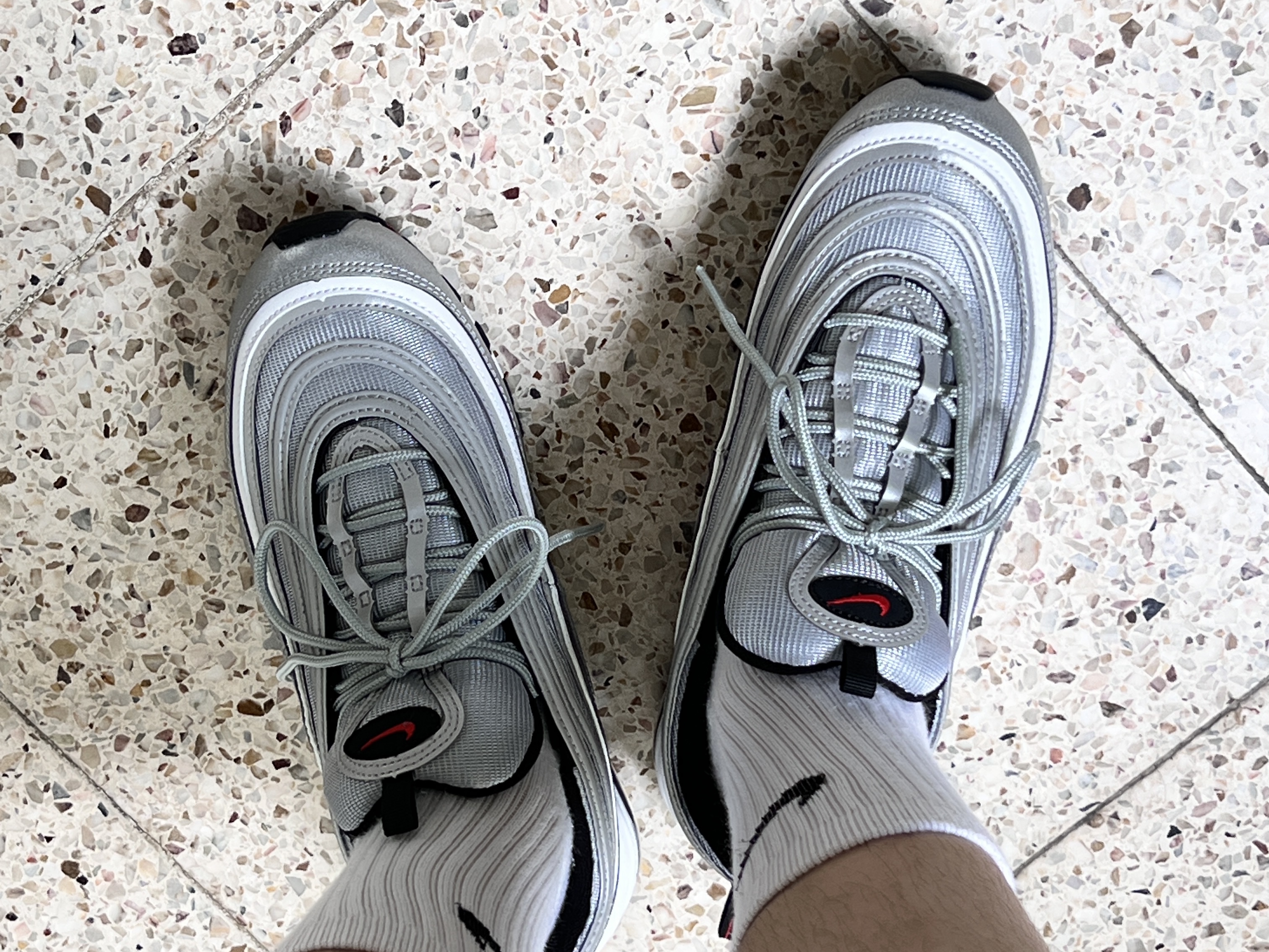 Nike Air Max 97 OG Silver Bullet 2022 착용 스타일