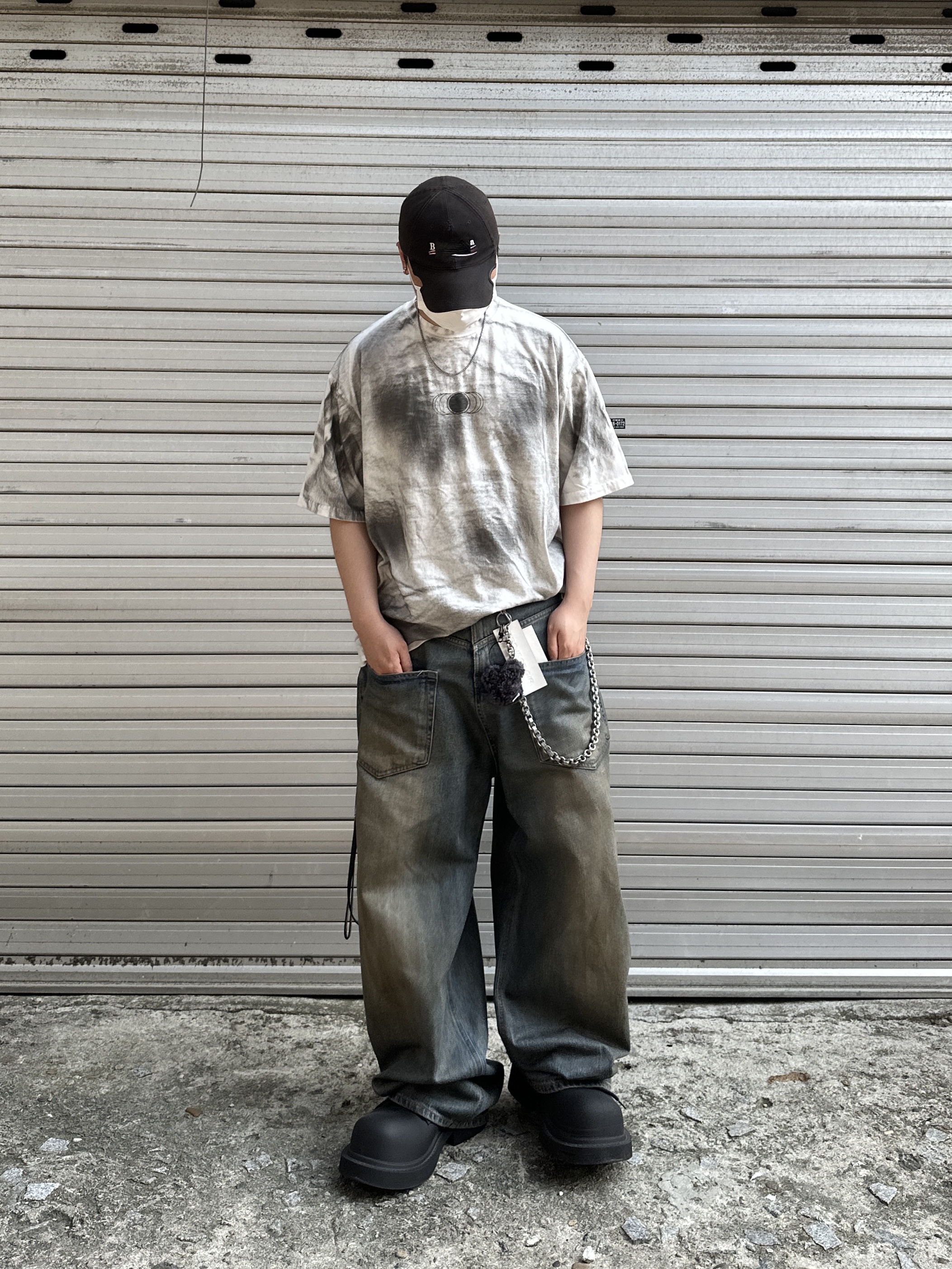 Project G/R Coated Backward Denim Pants Blue, Balenciaga Gaffer Cap Black 착용 스타일 - 3