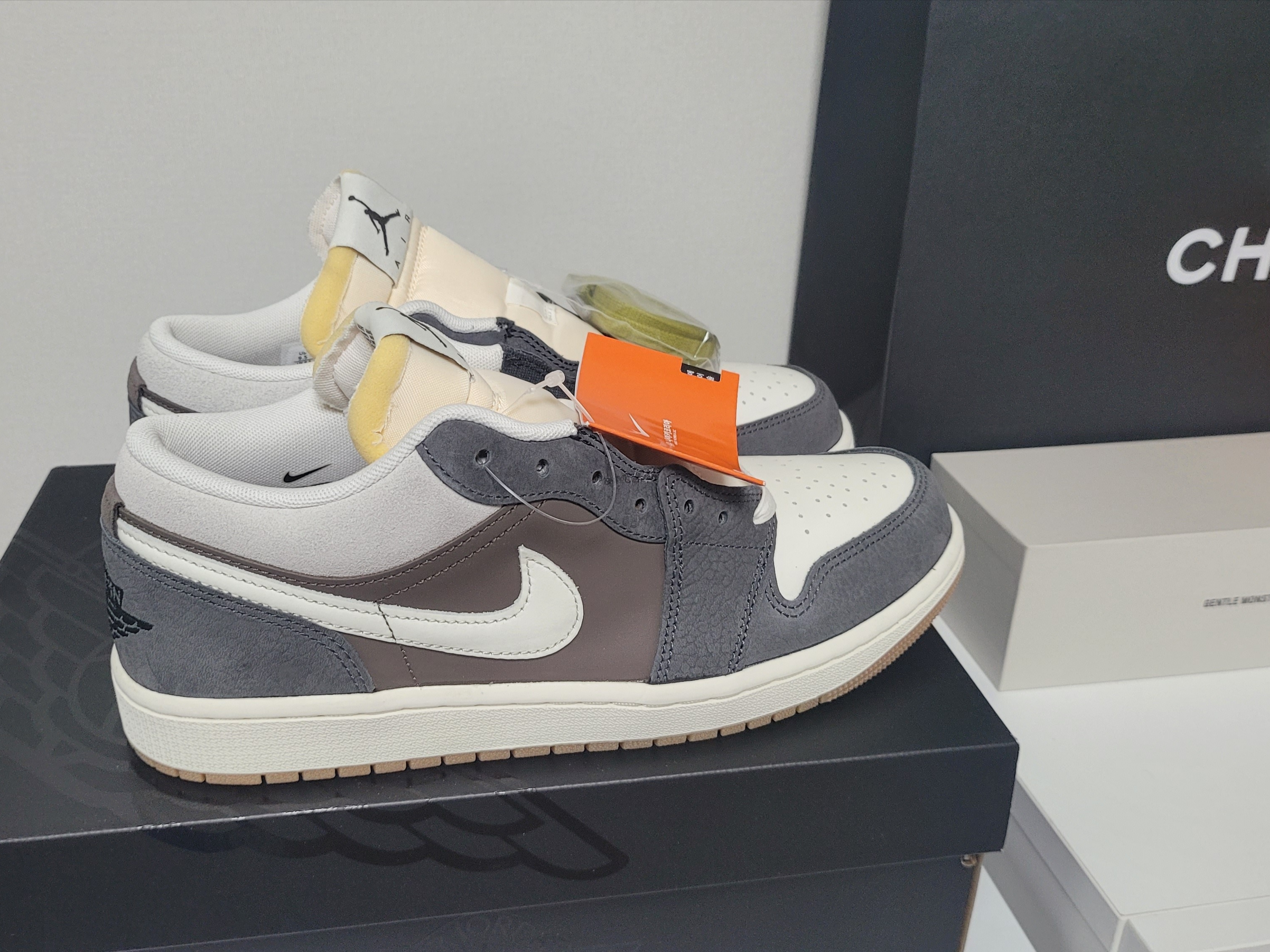 Jordan 1 Low Kkachi 착용 스타일