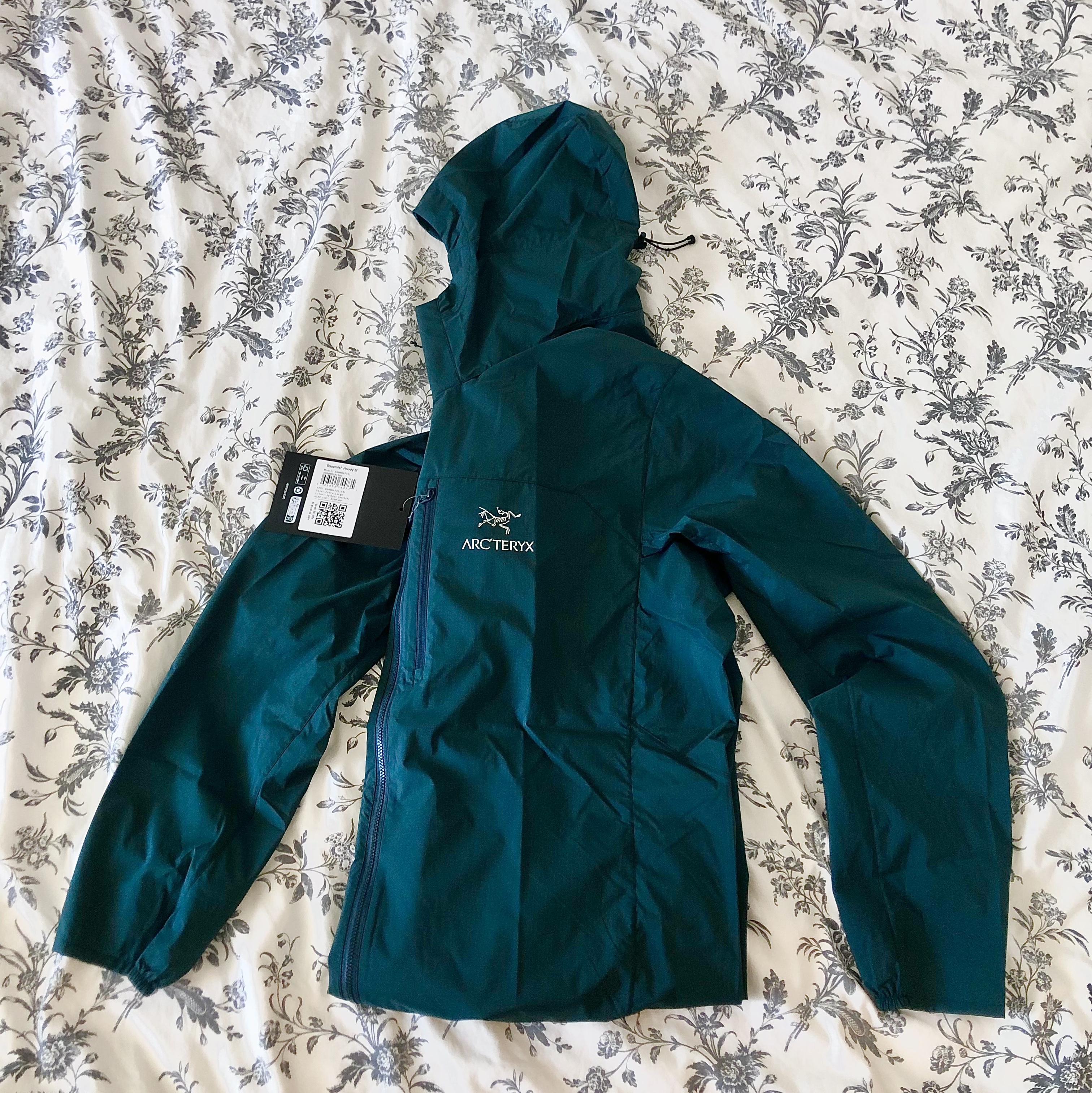 Arc'teryx Squamish Hoody Labyrinth 착용 스타일