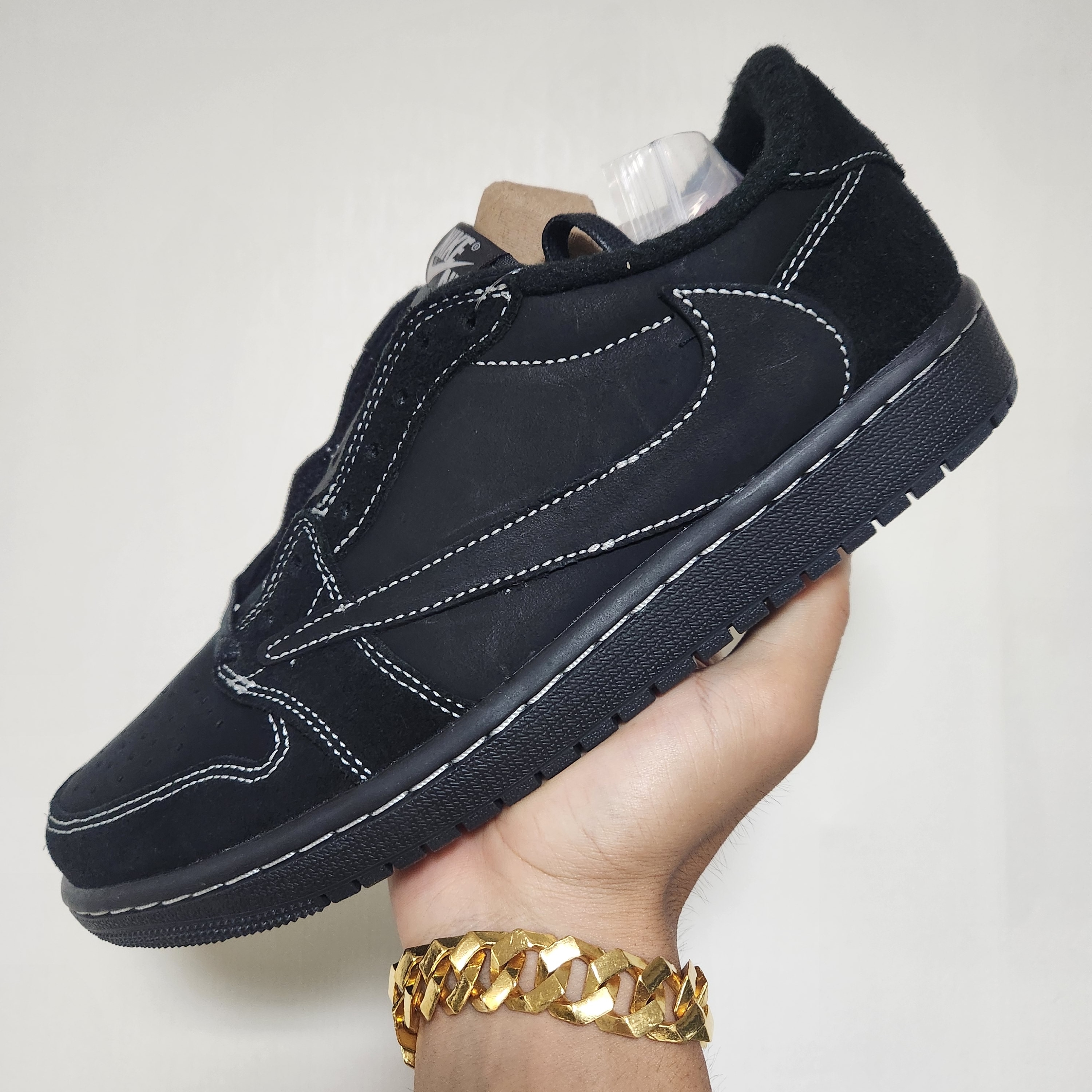 Jordan 1 x Travis Scott Retro Low OG SP Black Phantom 착용 스타일