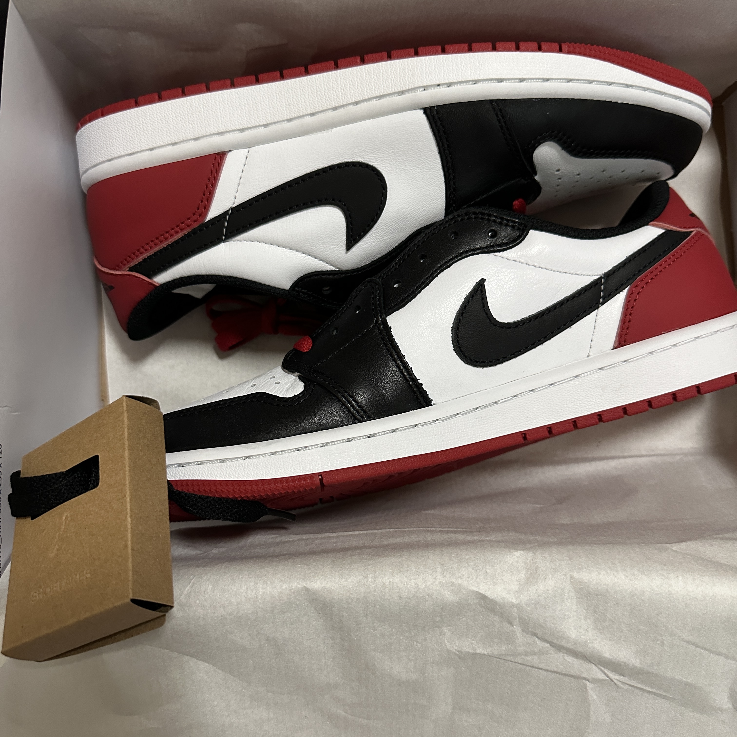 Jordan 1 Retro Low OG Black Toe 착용 스타일