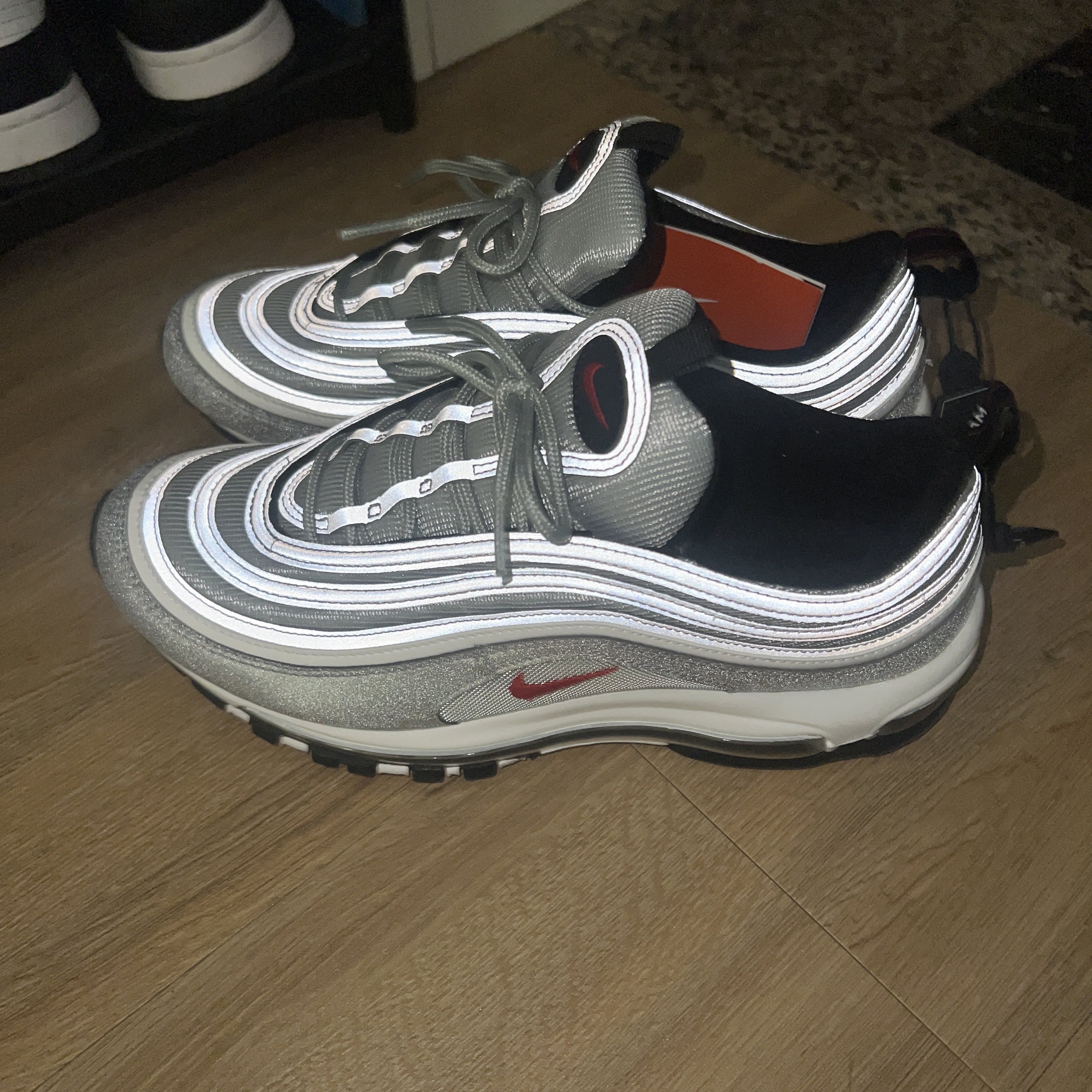 Nike Air Max 97 OG Silver Bullet 2022 착용 스타일 - 2