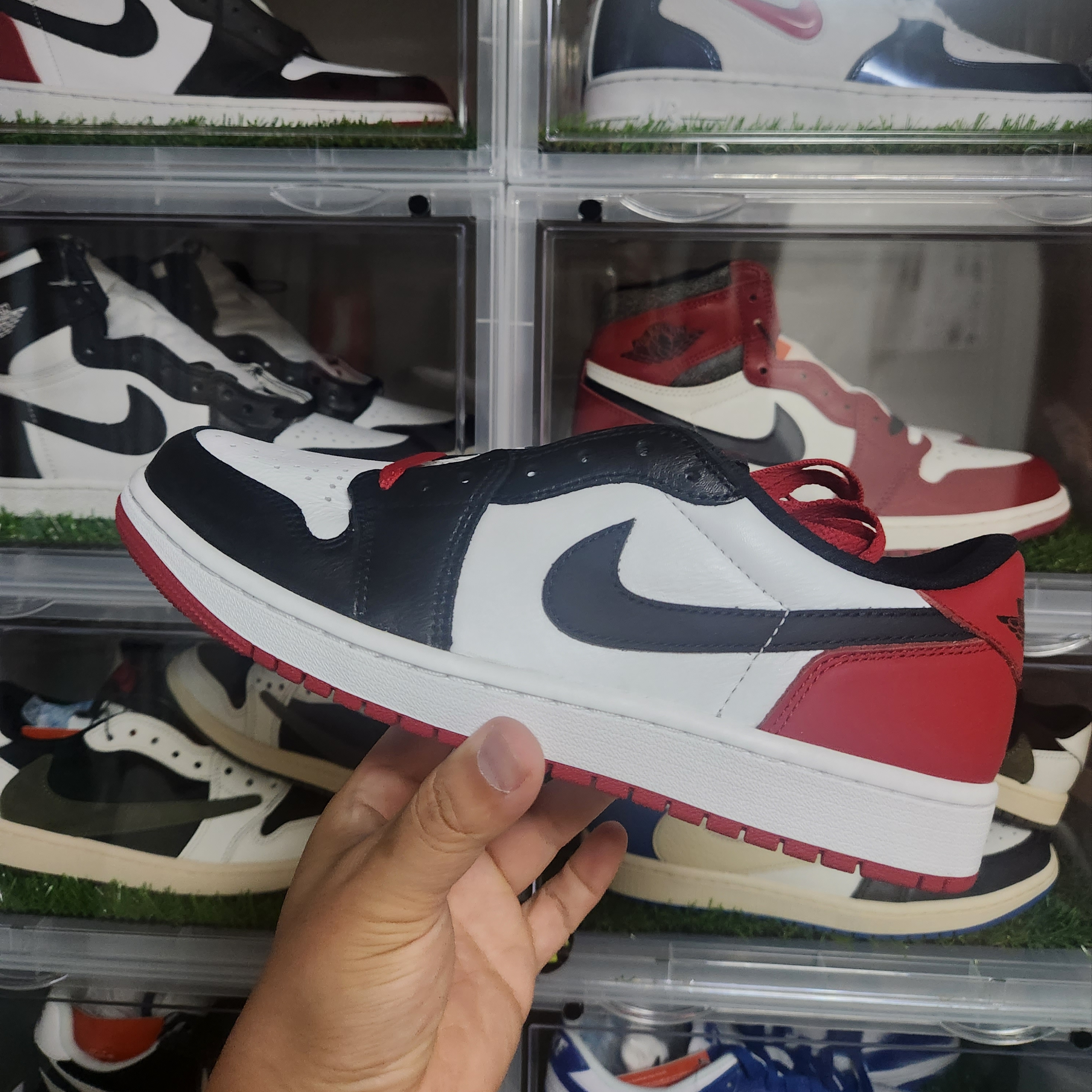 Jordan 1 Retro Low OG Black Toe 착용 스타일 - 1