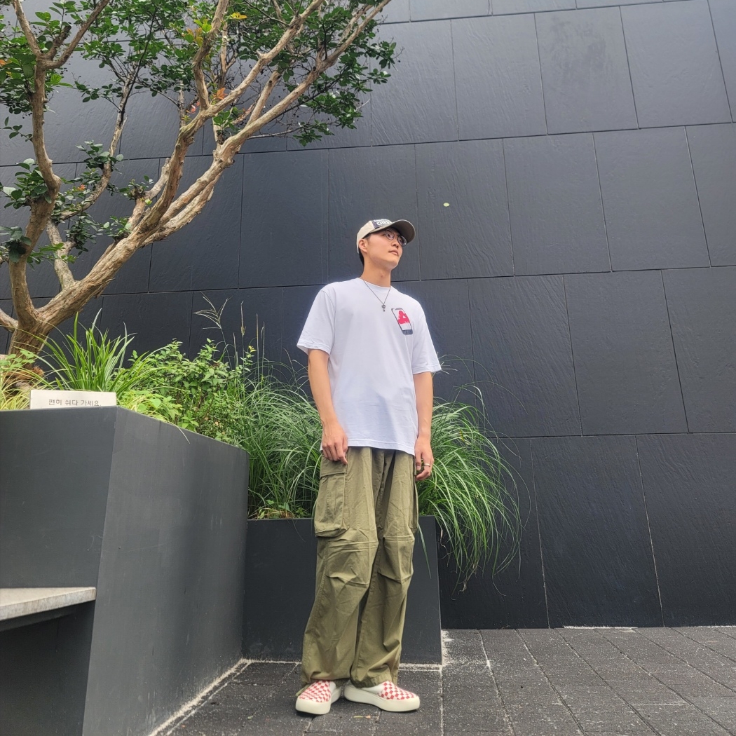 Vans ComfyCush One Checkerboard Racing Red Marshmallow, Palace Tri-Phone T-Shirt White - 20SS 착용 스타일 - 1