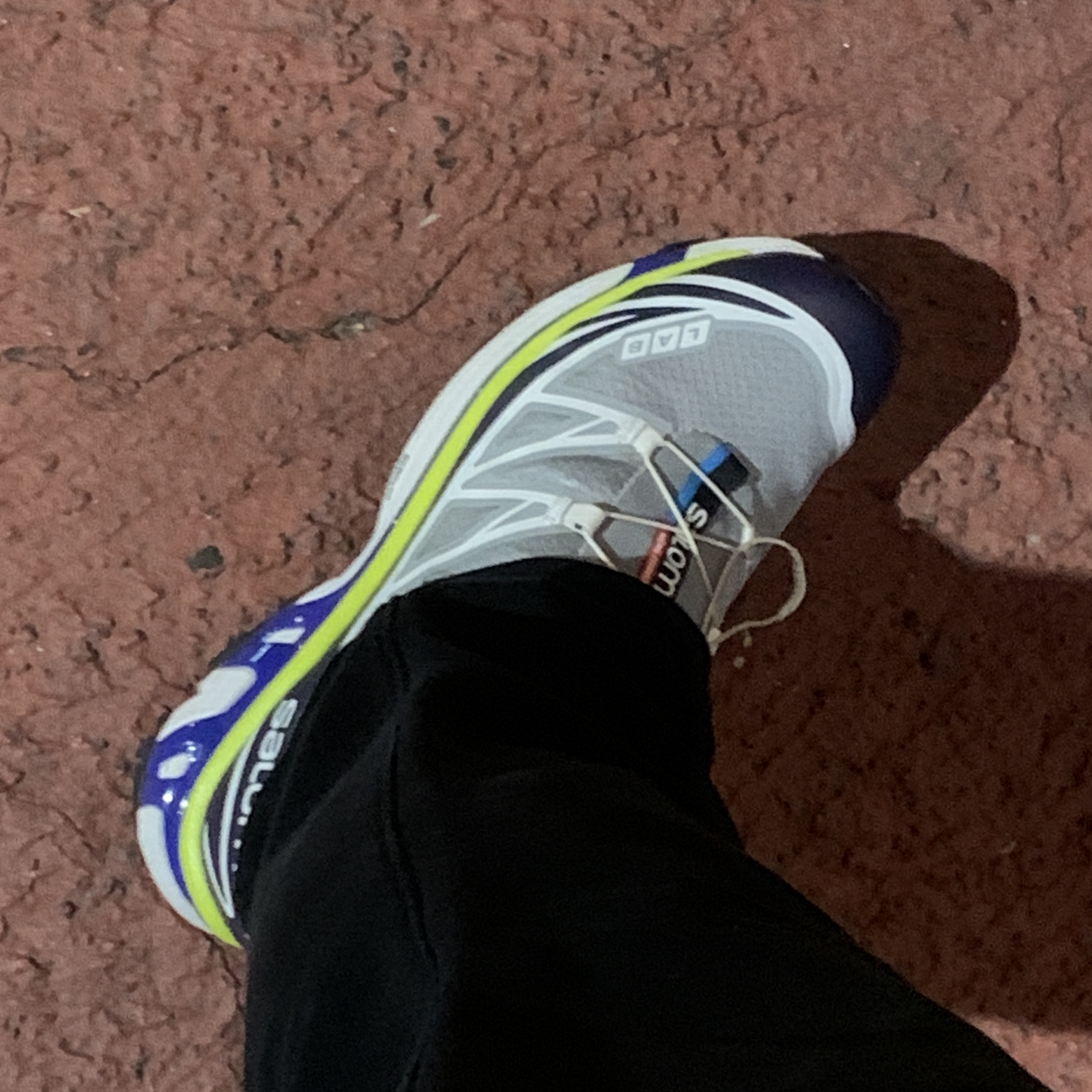 Salomon XT-6 Quarry 착용 스타일