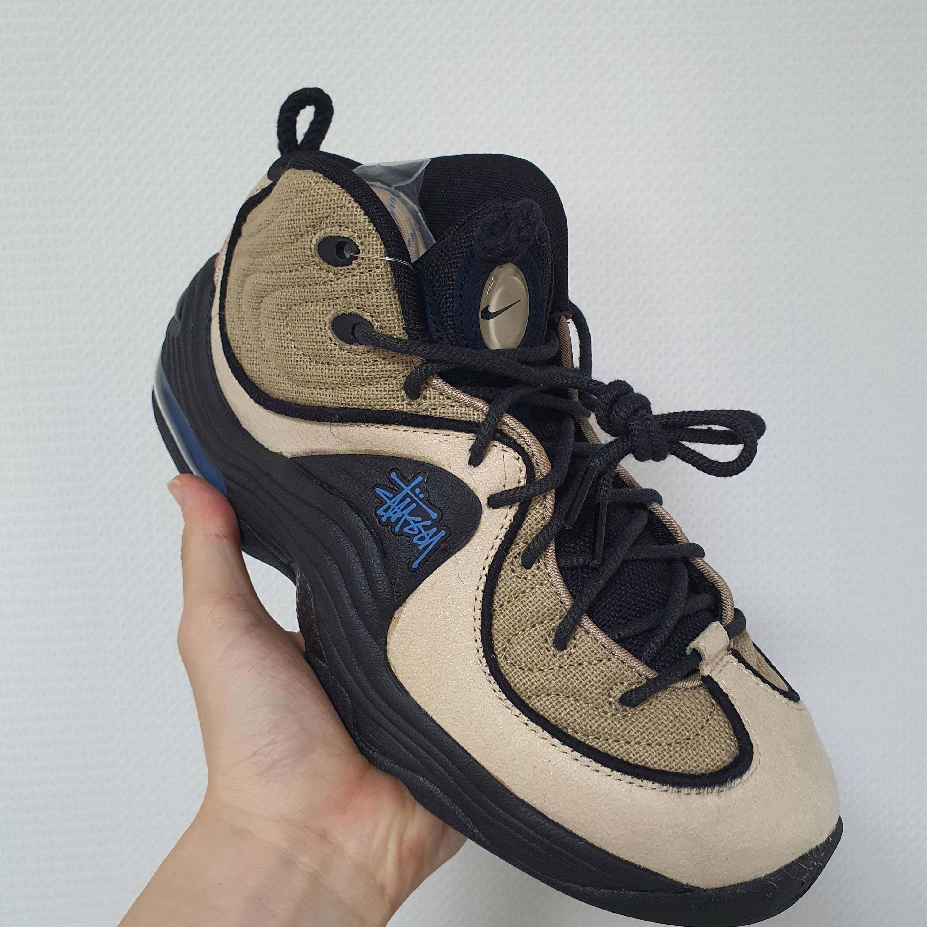 Nike x Stussy Air Penny II Rattan and Limestone 착용 스타일