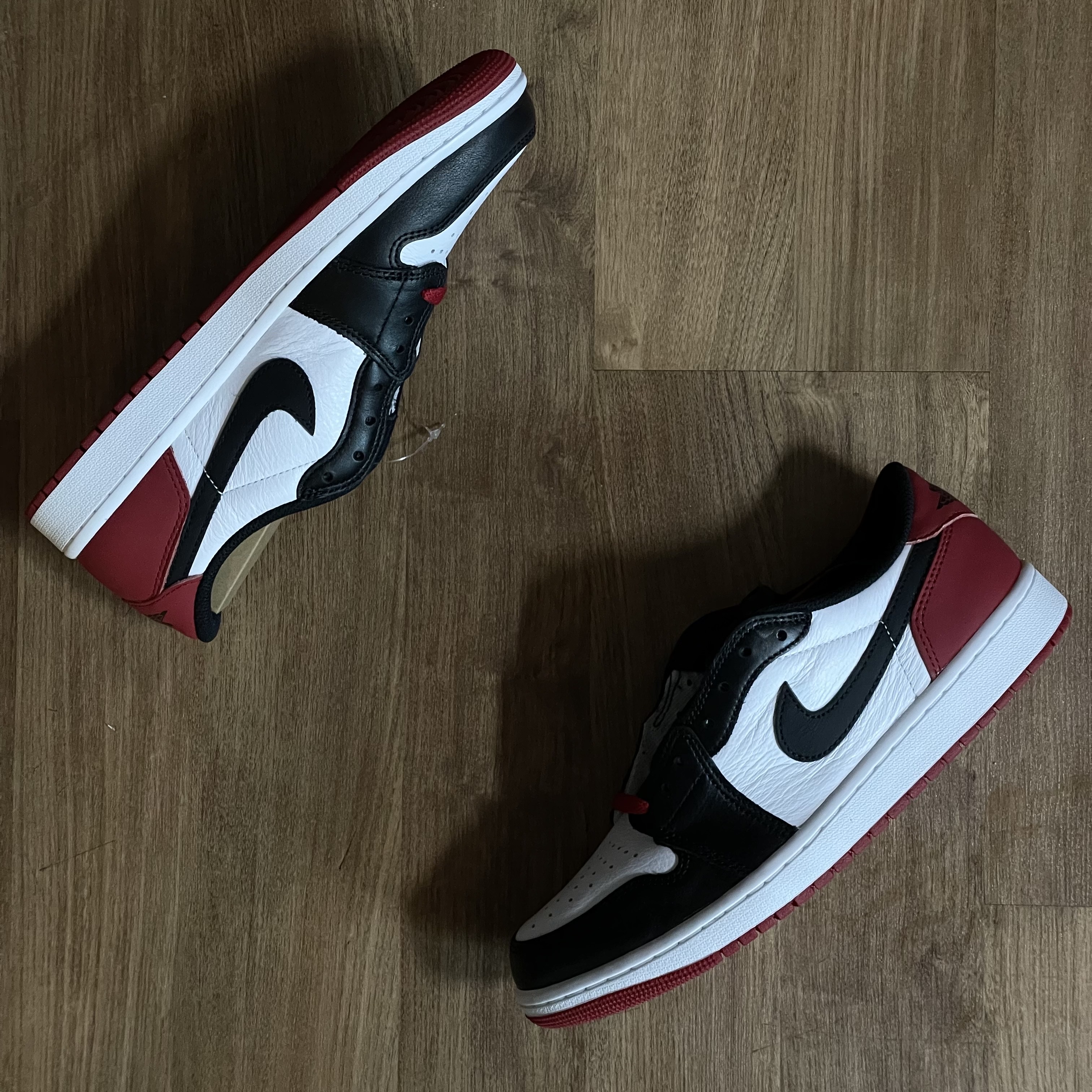 Jordan 1 Retro Low OG Black Toe 착용 스타일 - 1