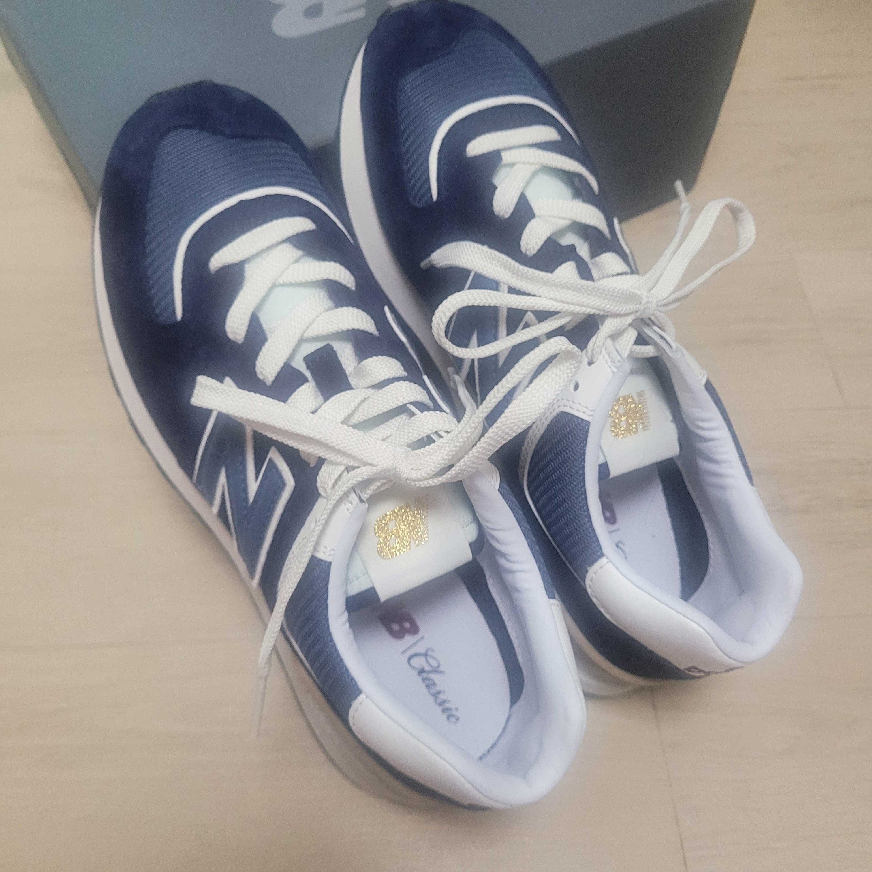 New Balance 574 Legacy Navy 착용 스타일