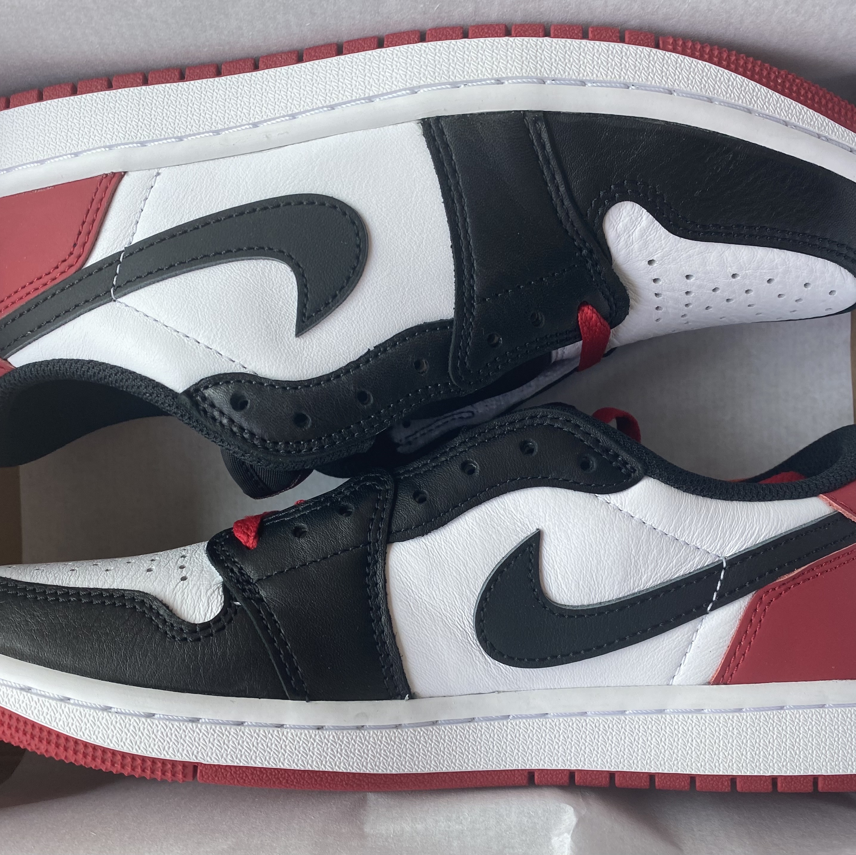 Jordan 1 Retro Low OG Black Toe 착용 스타일