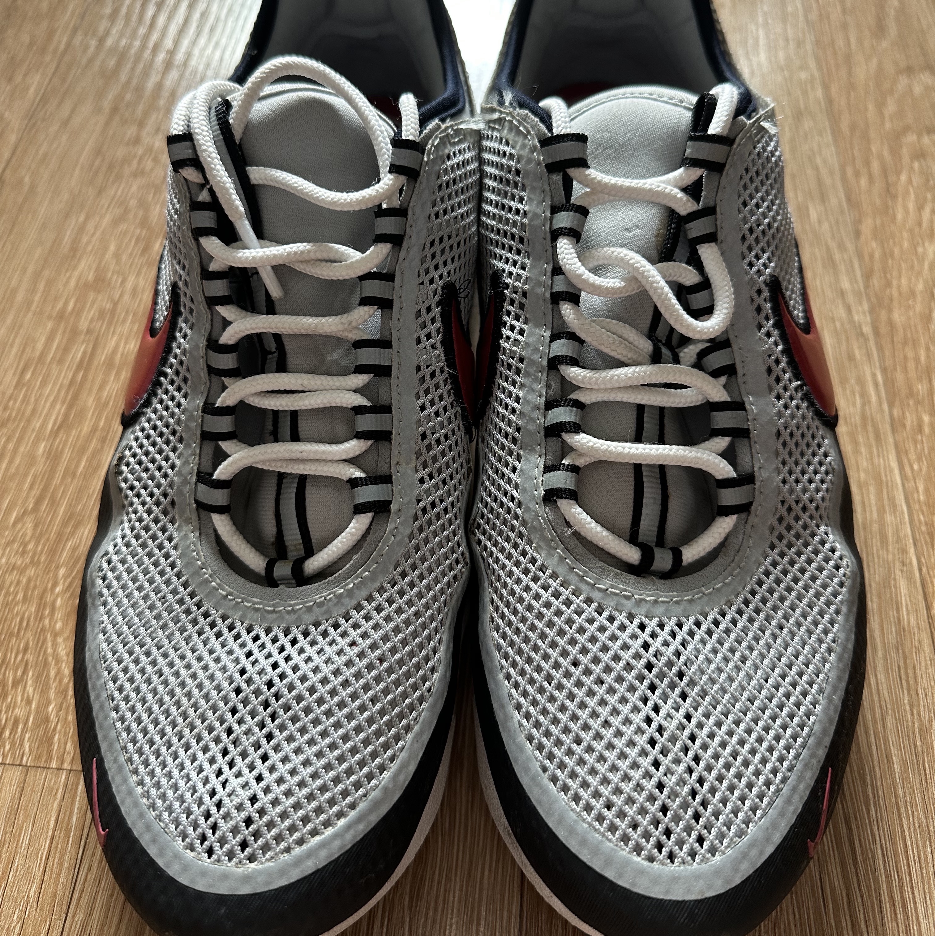 Nike Air Zoom Spiridon Sport Red 2016 착용 스타일 - 1